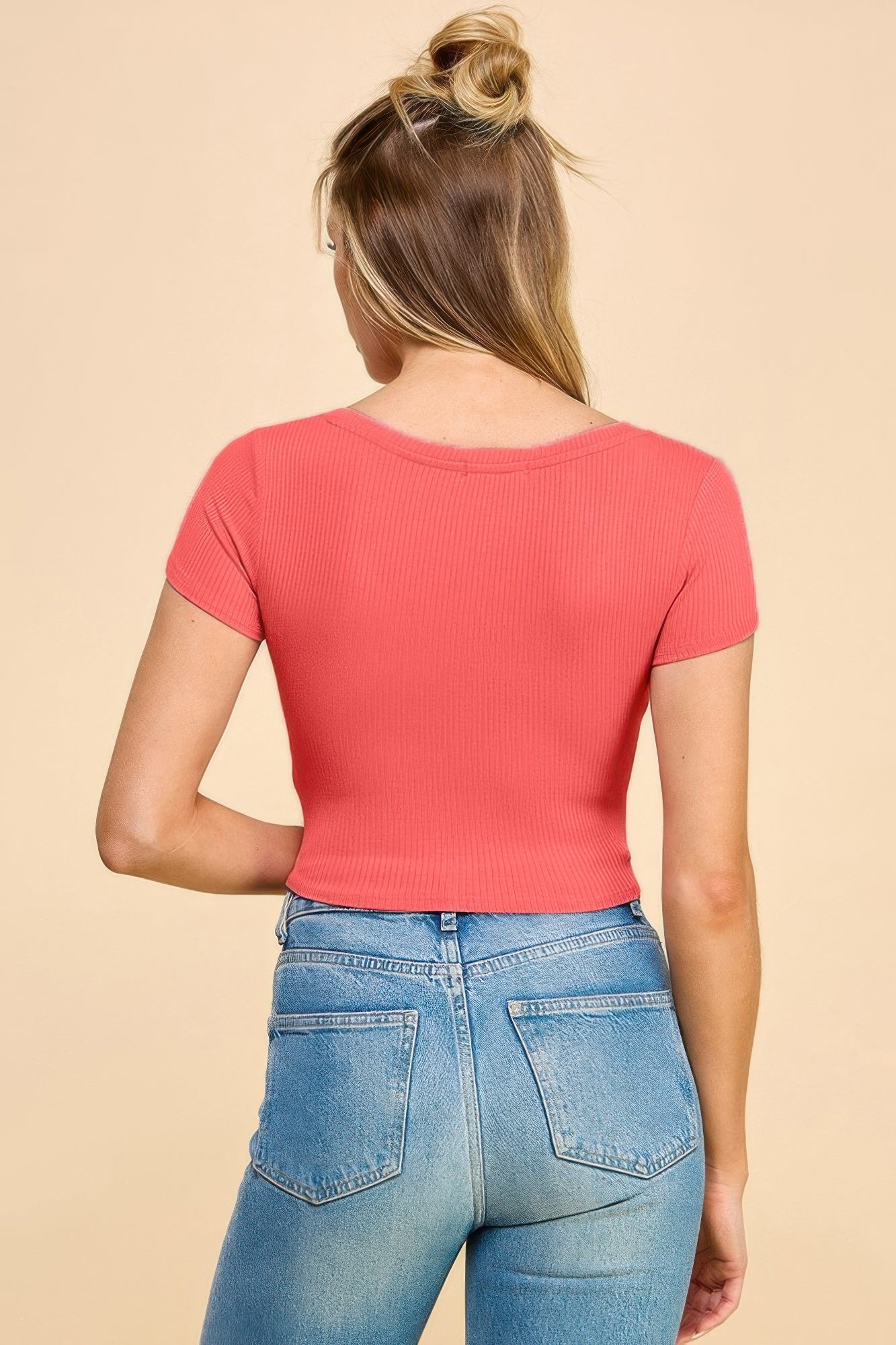 Short Sleeve V-neck Crop Top | Mixtshop LLC