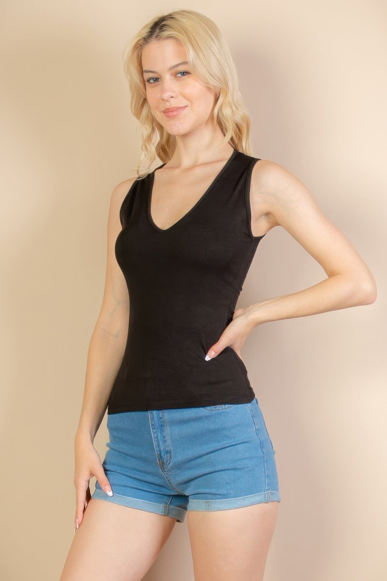 Ribbed V-neck Sleeveless Top | Mixtshop LLC