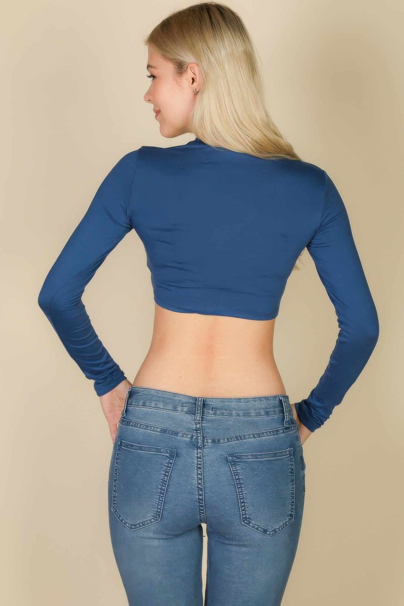 Crew Neck Long Sleeve Cropped Top | Mixtshop LLC