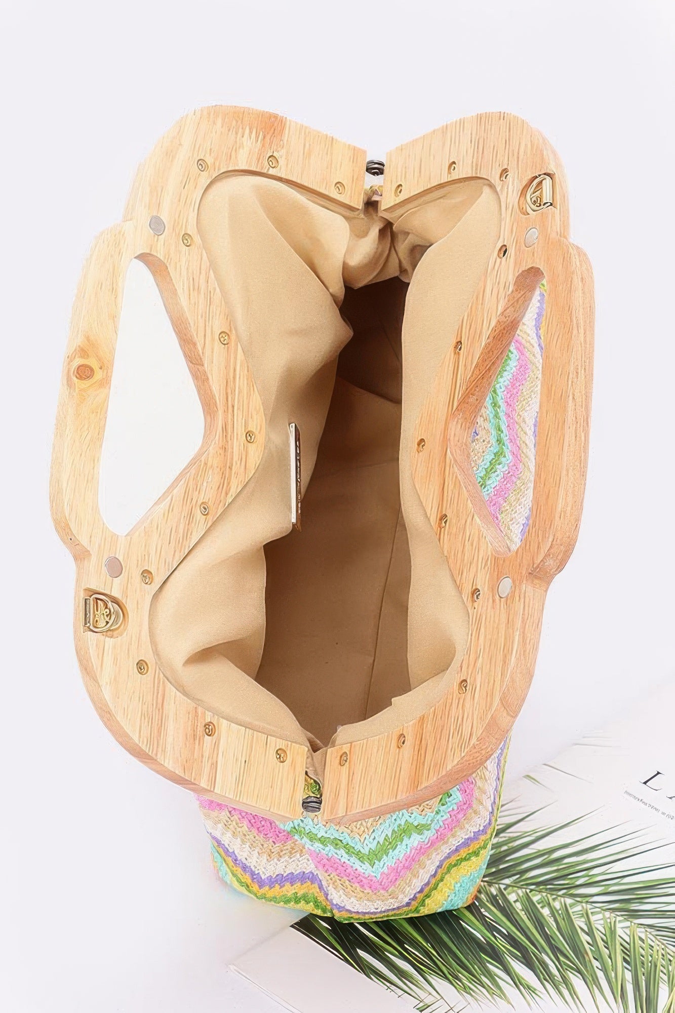 Faux Straw Wood Frame Clutch | Mixtshop LLC