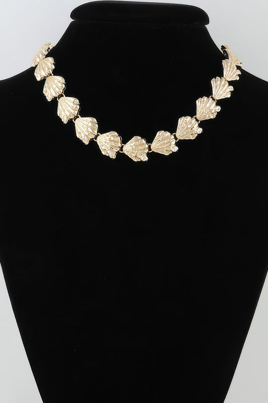 Hammered Sea Shell Charm Necklace | Mixtshop LLC