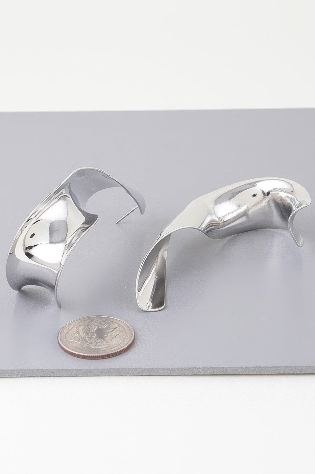 Abstract Shiny Twisted Plate Earrings | Mixtshop LLC