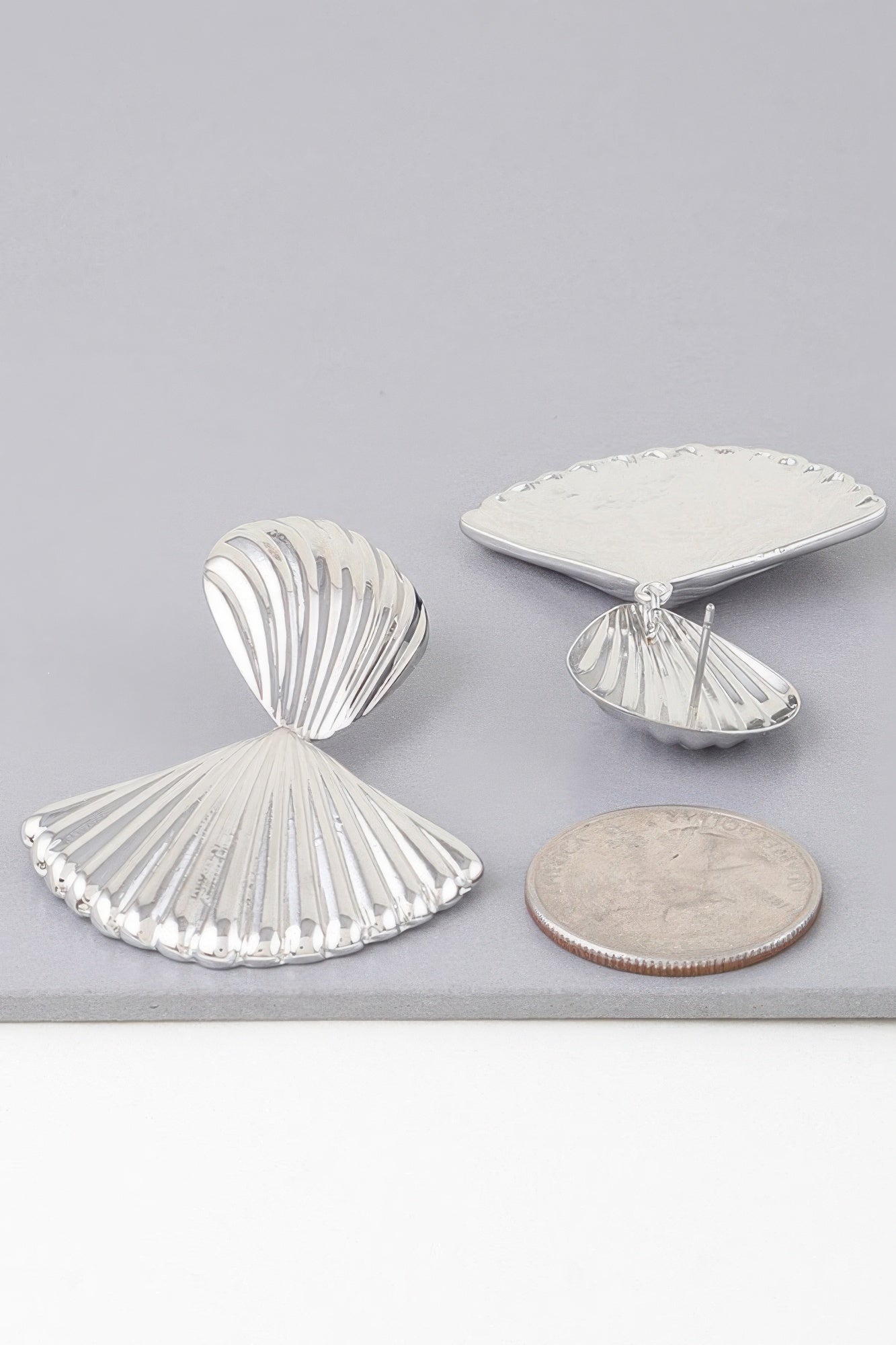 Shiny Ribbed Clam Shell Earrings | Mixtshop LLC