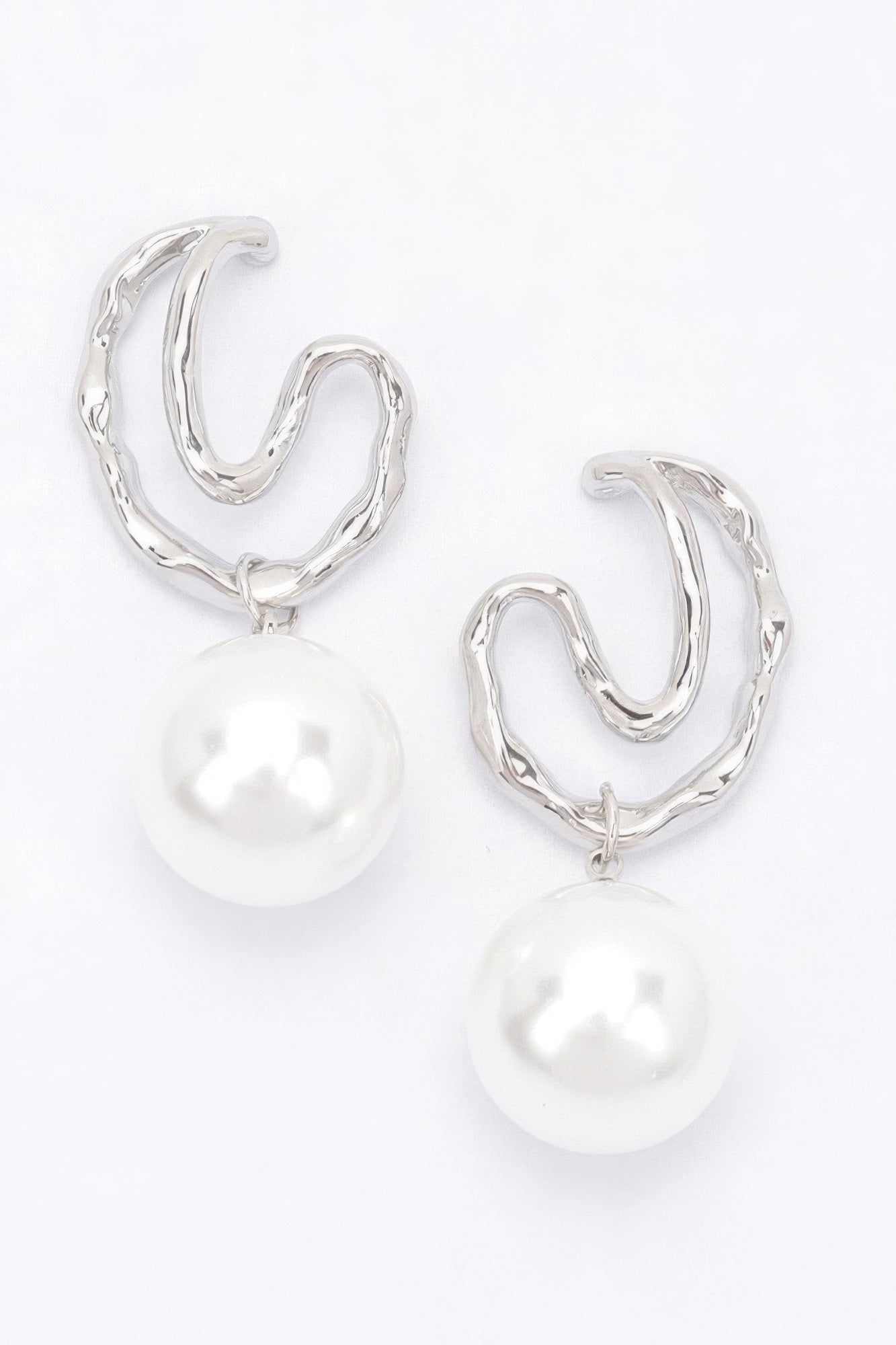 Faux Pearl Metal Earring | Mixtshop LLC