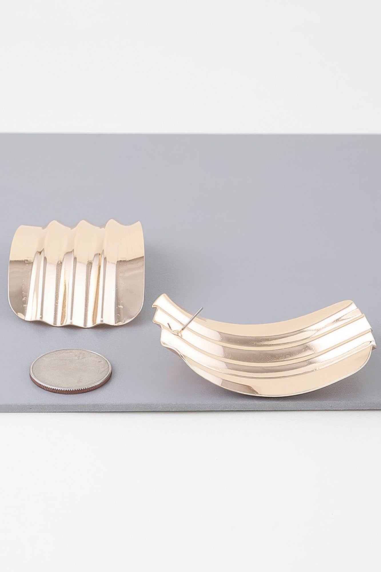 Shiny Ribbed Curve Earrings | Mixtshop LLC