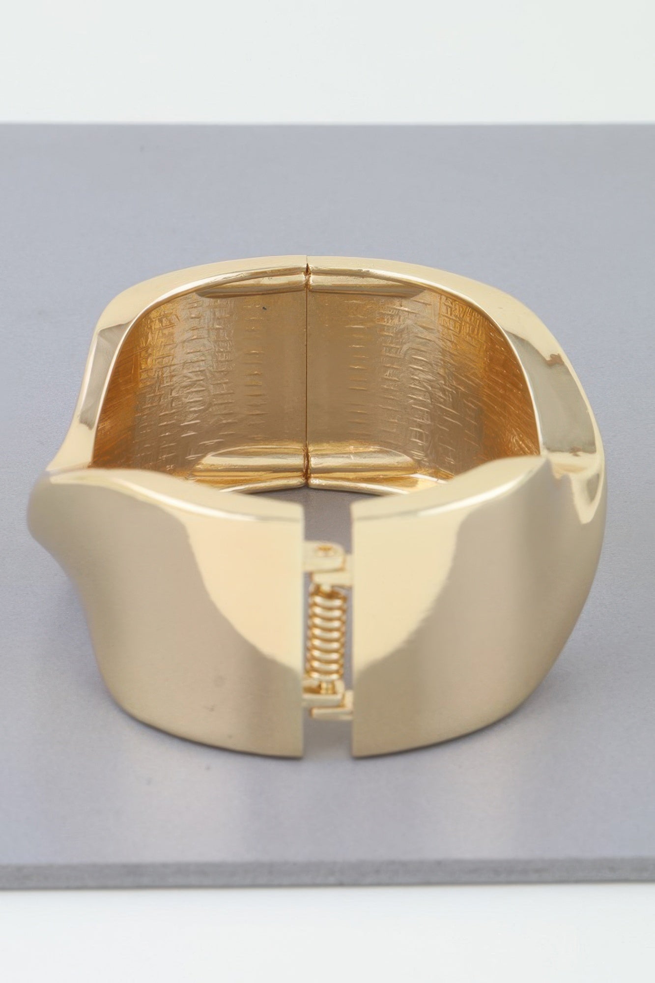 Shiny Twisted Cuff Bracelet | Mixtshop LLC