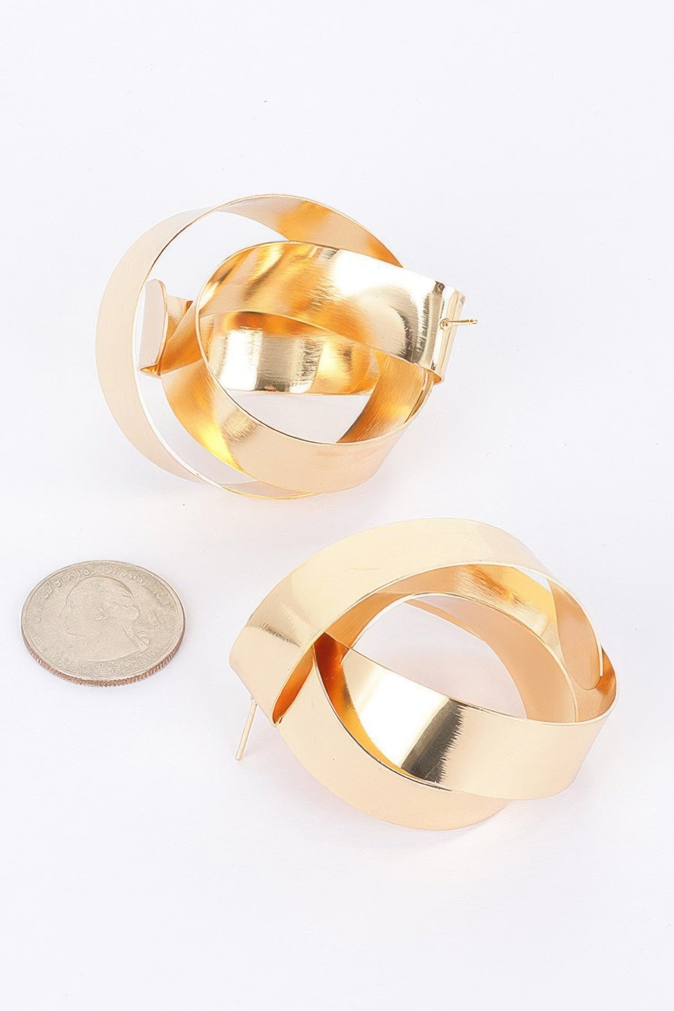 Metal Earring | Mixtshop LLC