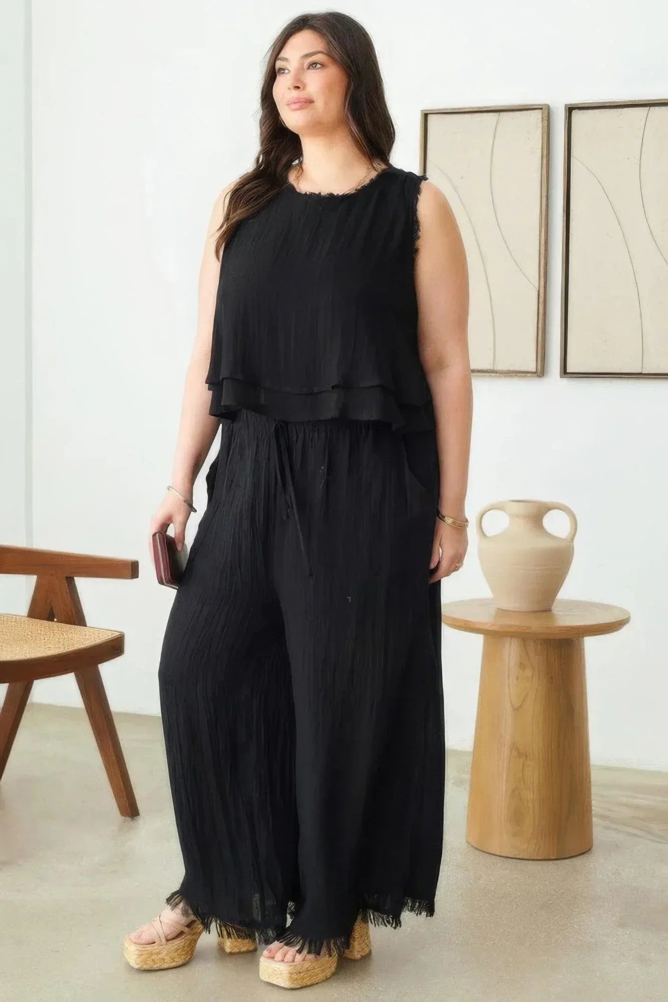 Plus Size Boho Sleeveless Frayed Hem Top Secondary image