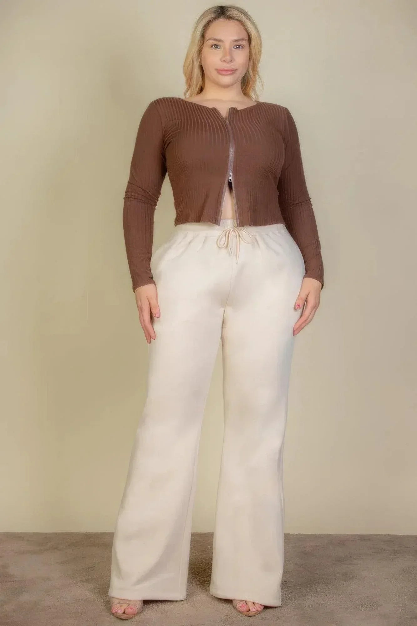 Plus Size Drawstring Waist Slant Pocket Sweatpants Secondary image