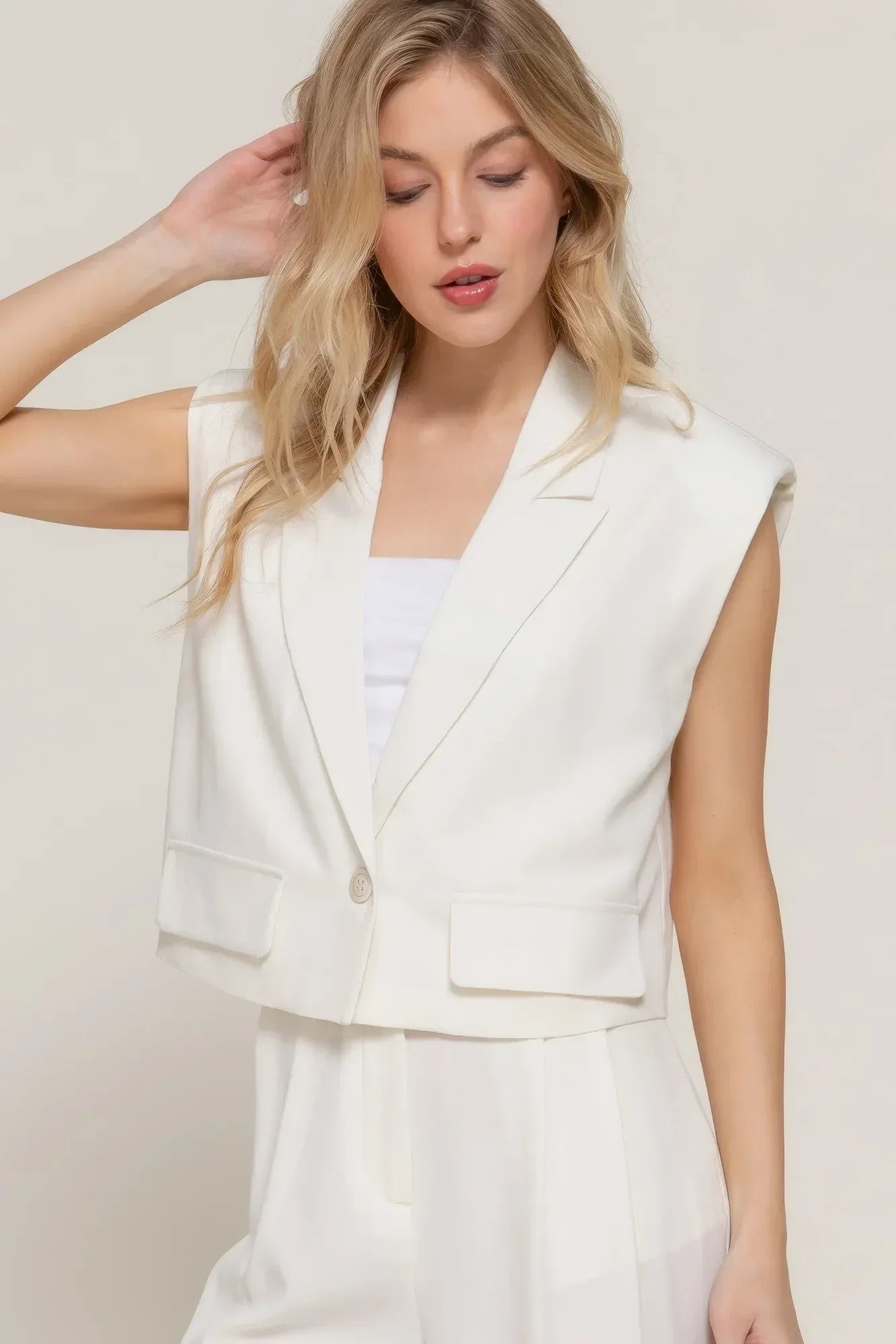 Lapel Collar W/shoulder Pads Vest | Mixtshop LLC Main image