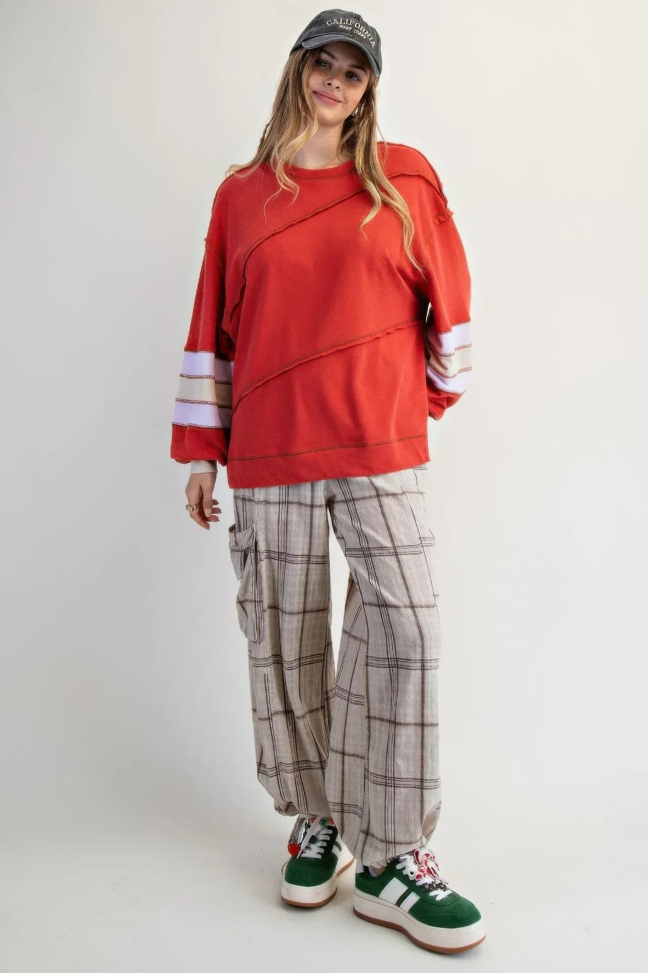 Color Mix Embroidered Washed Pullover Secondary image