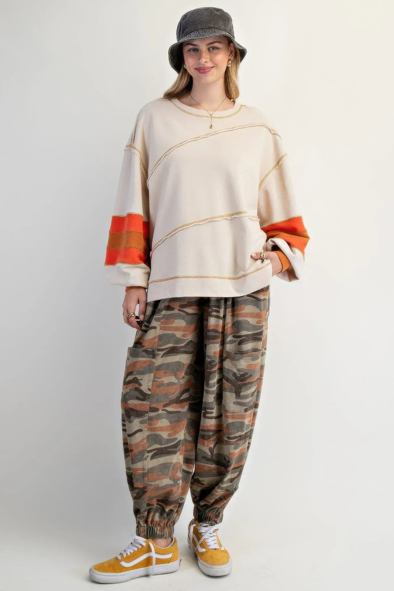 Color Mix Embroidered Washed Pullover Secondary image