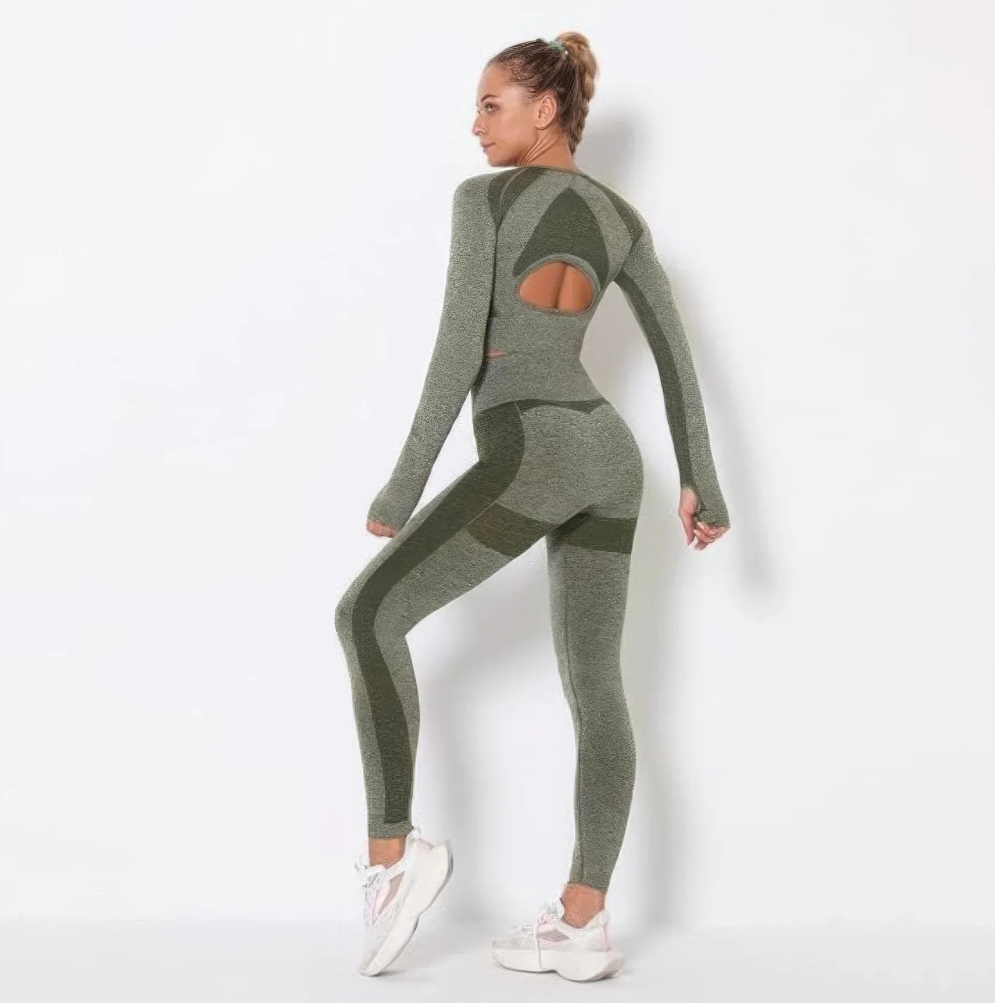 Seamless Long Sleeve Yoga Set | Mixtshop LLC