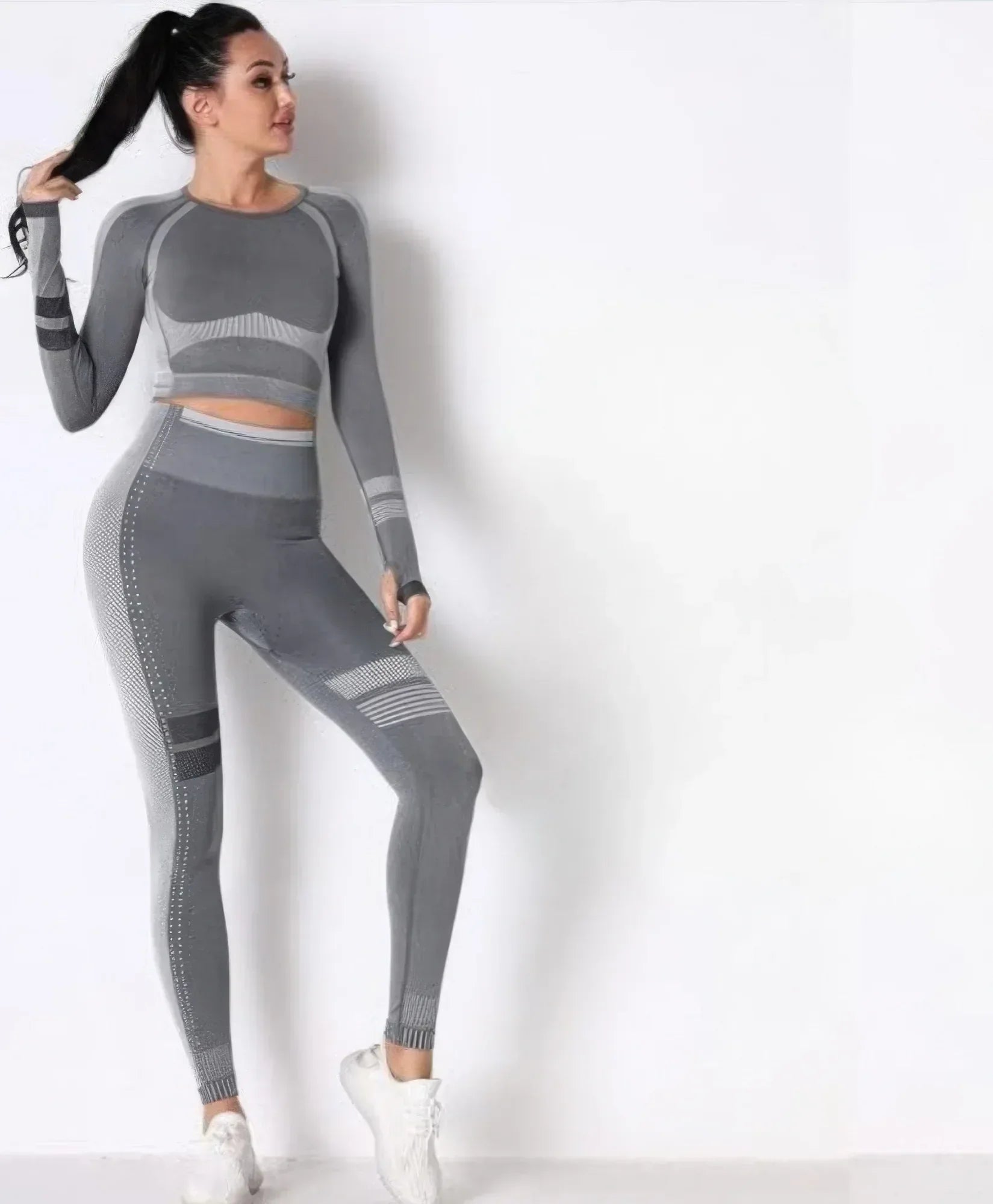 Seamless Long Sleeve Solid Yoga Set | Mixtshop LLC Main image