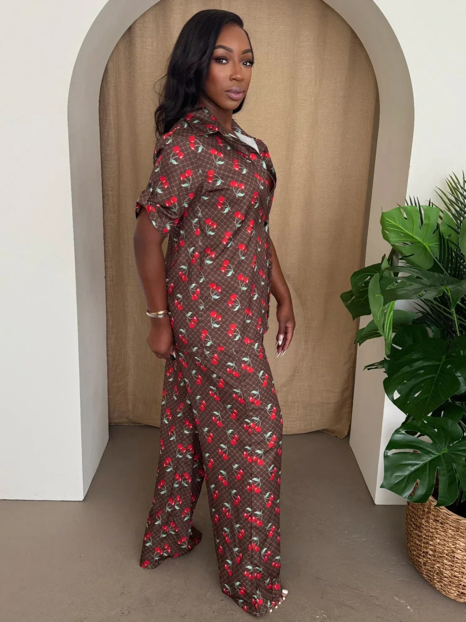 Midnight Cherry Set Secondary image