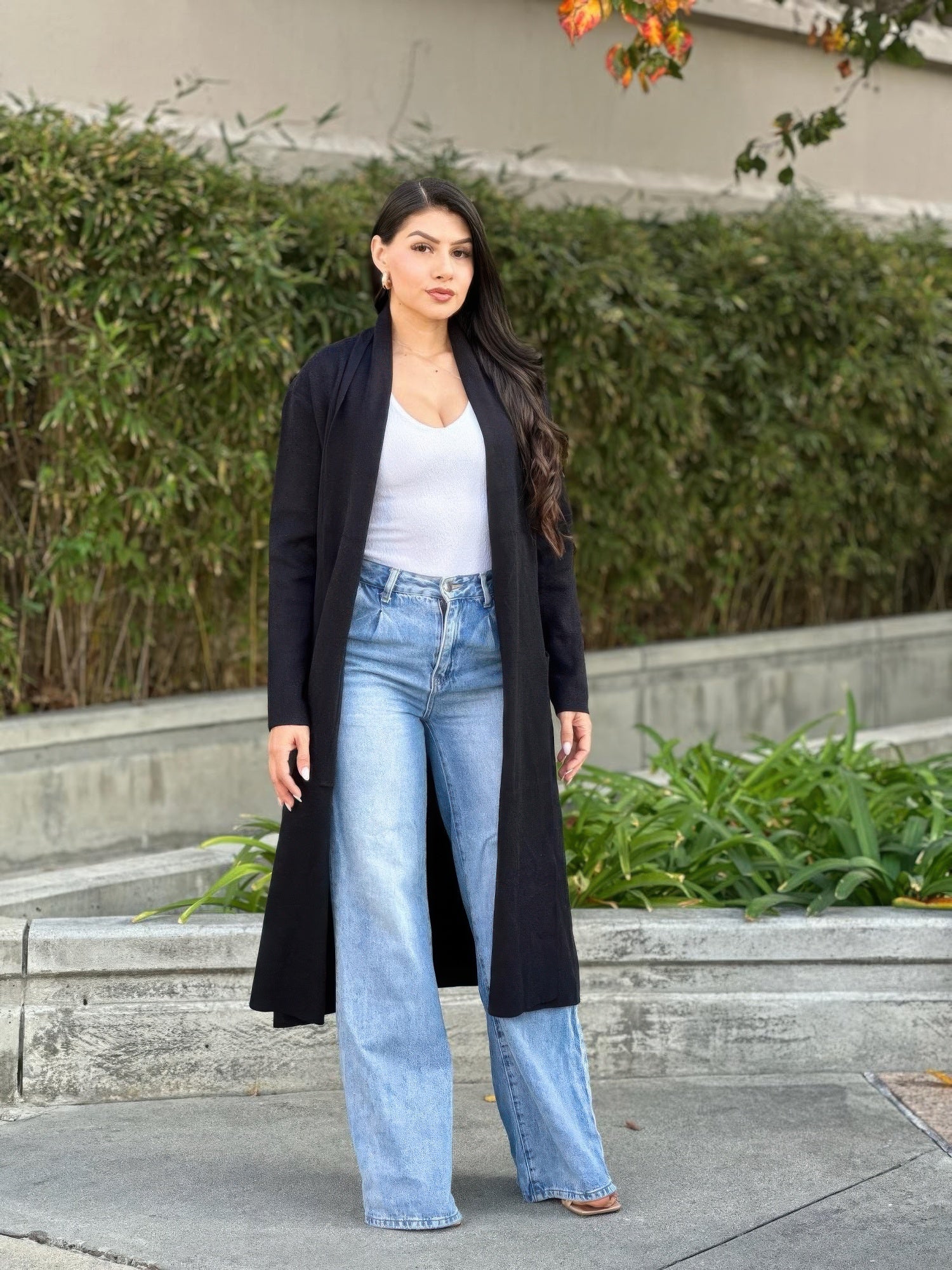 Clover Fine Knit Midi Cardi Cardigan With Pockets Secondary image