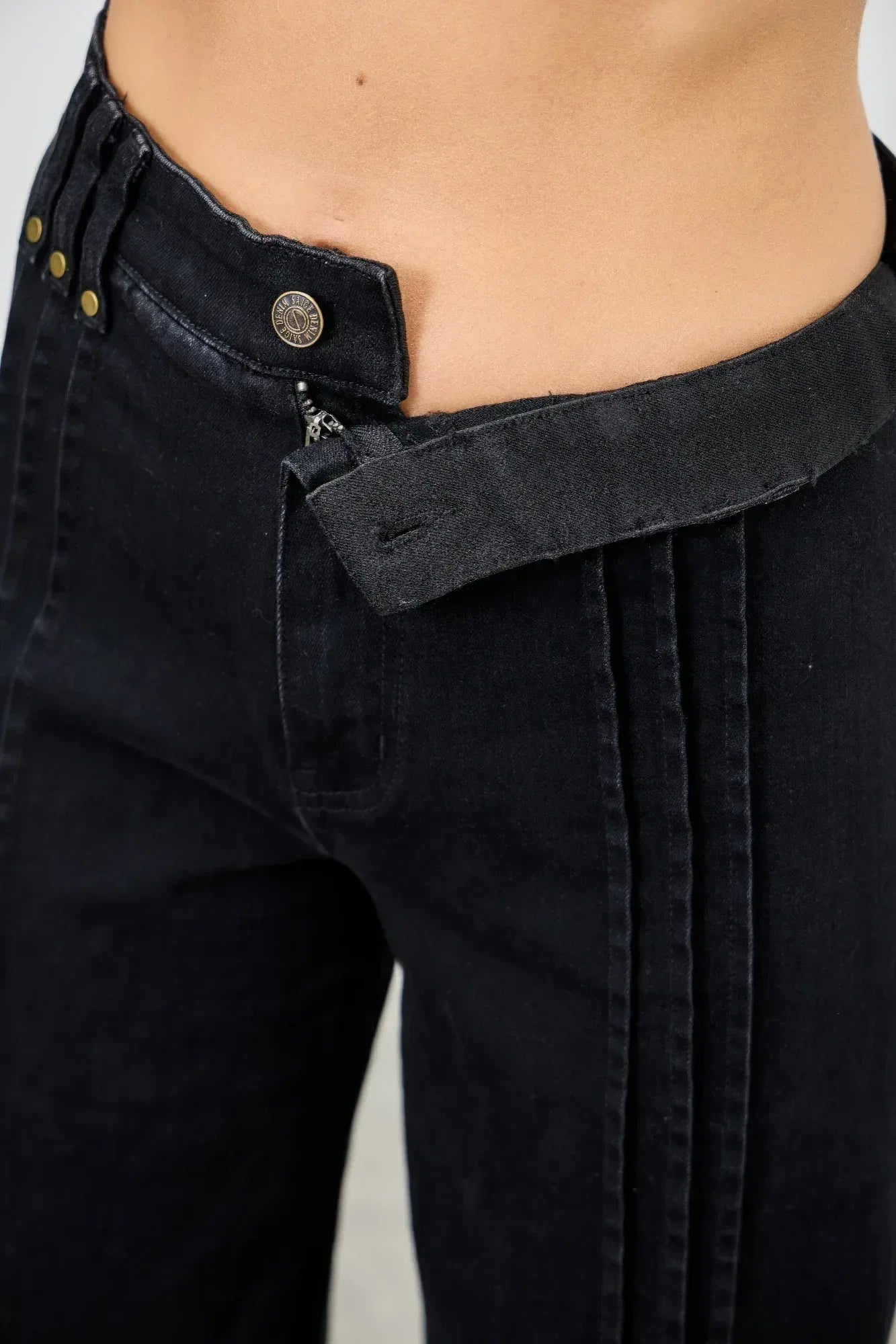 High Rise Straight With Front Lines | Mixtshop LLC