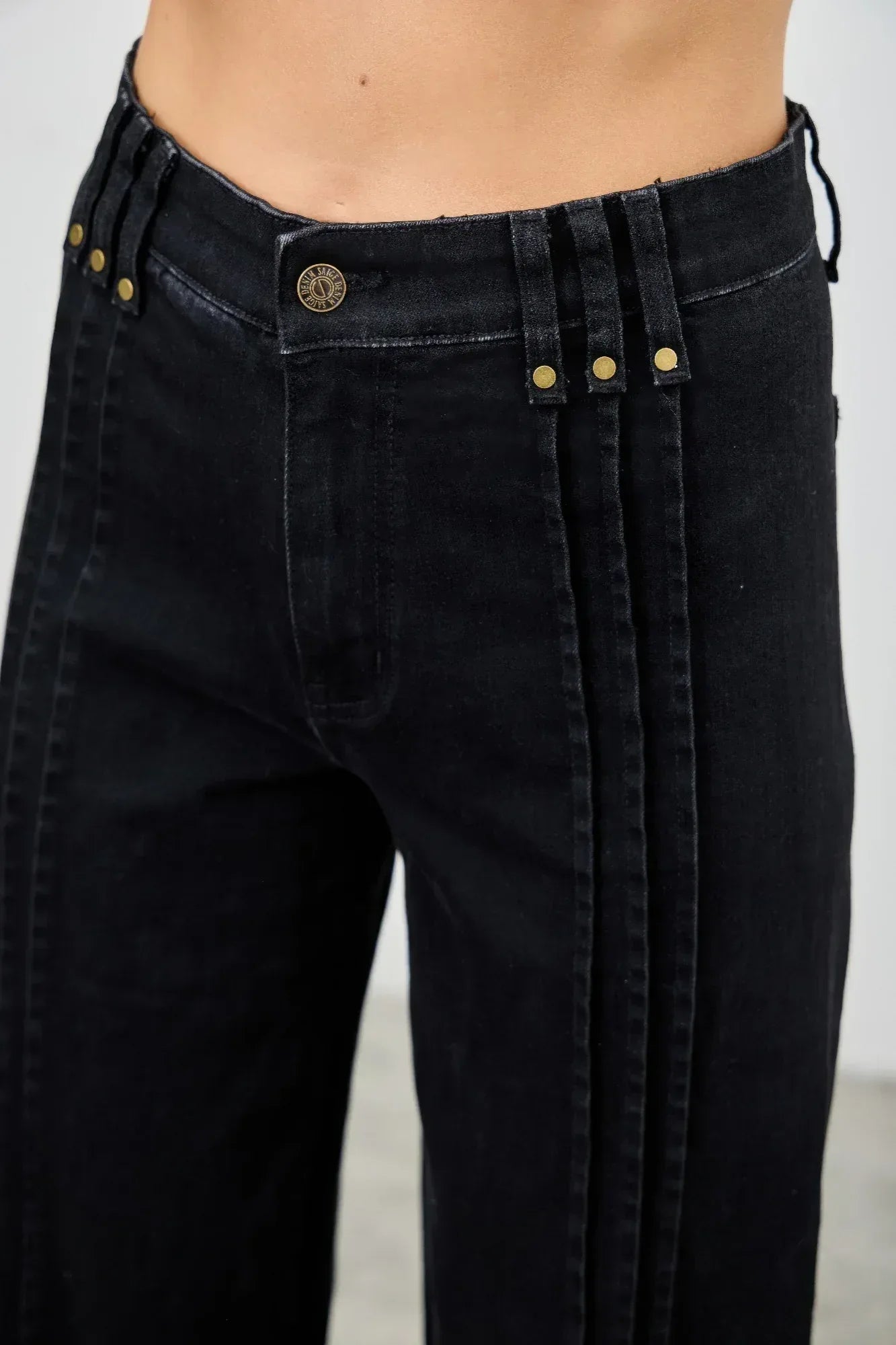 High Rise Straight With Front Lines | Mixtshop LLC