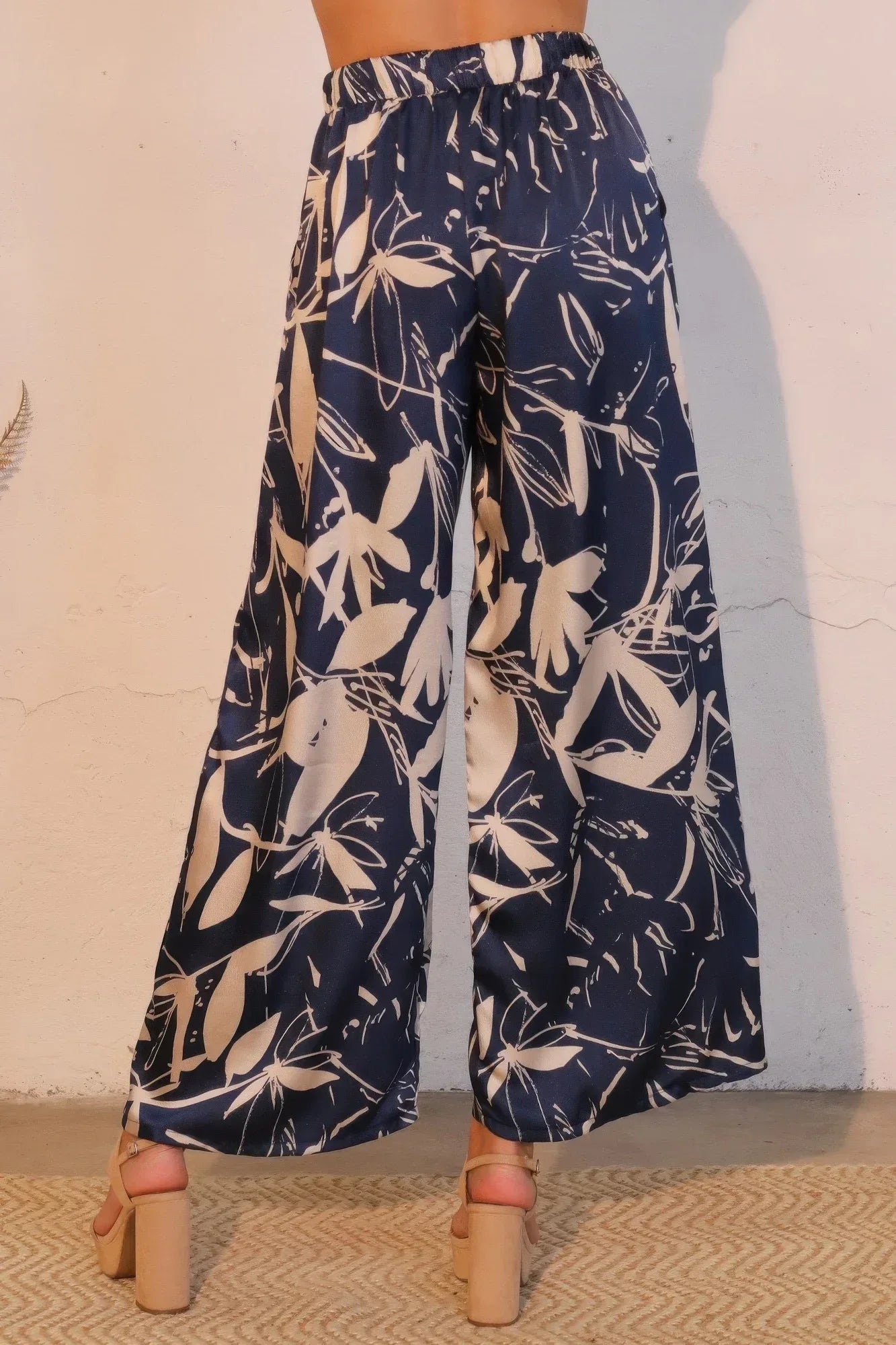Dreaming Lily Satin Pocket Pants | Mixtshop LLC
