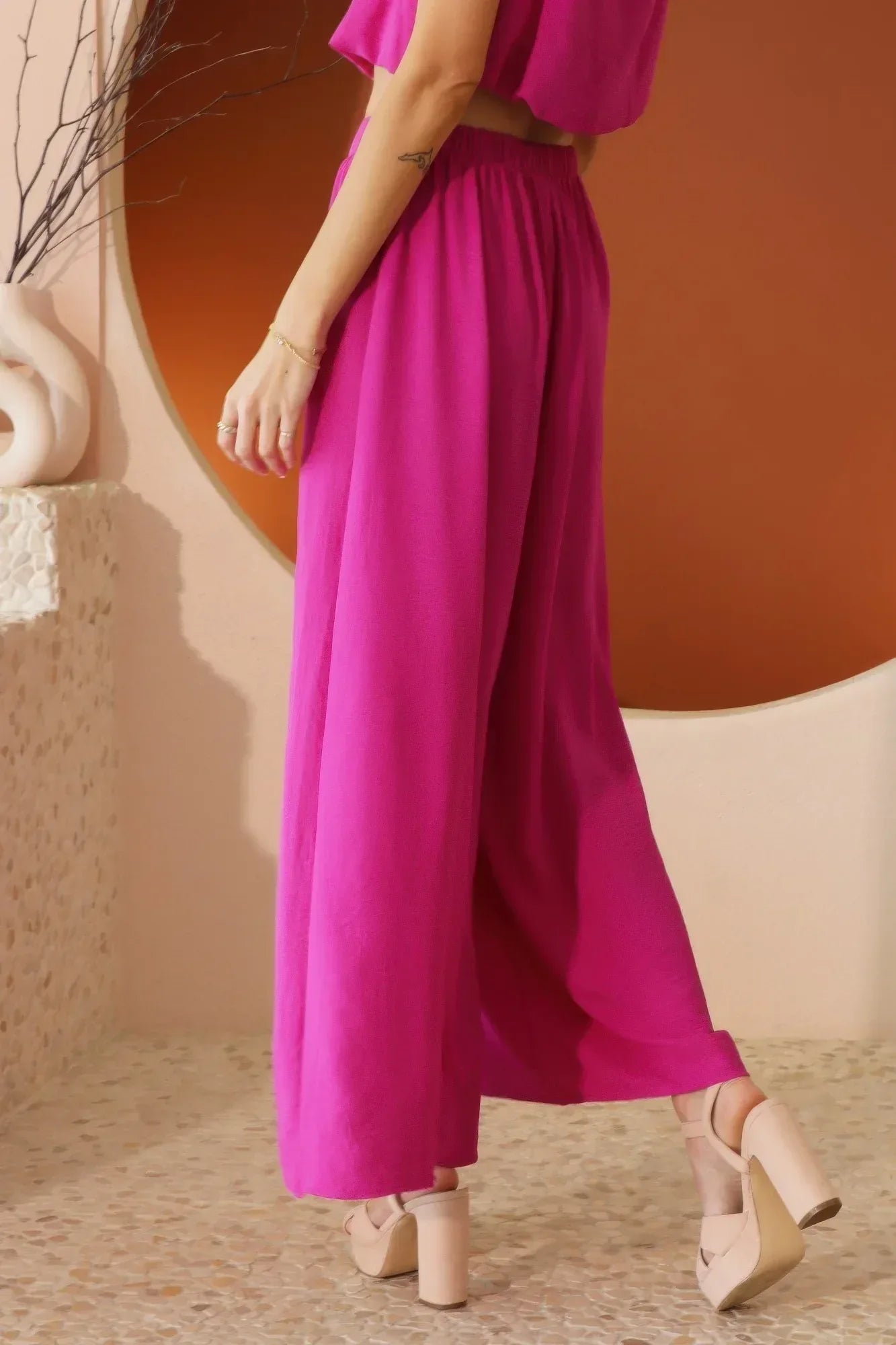 Matte Crepe Wide Leg Swing Pants Secondary image