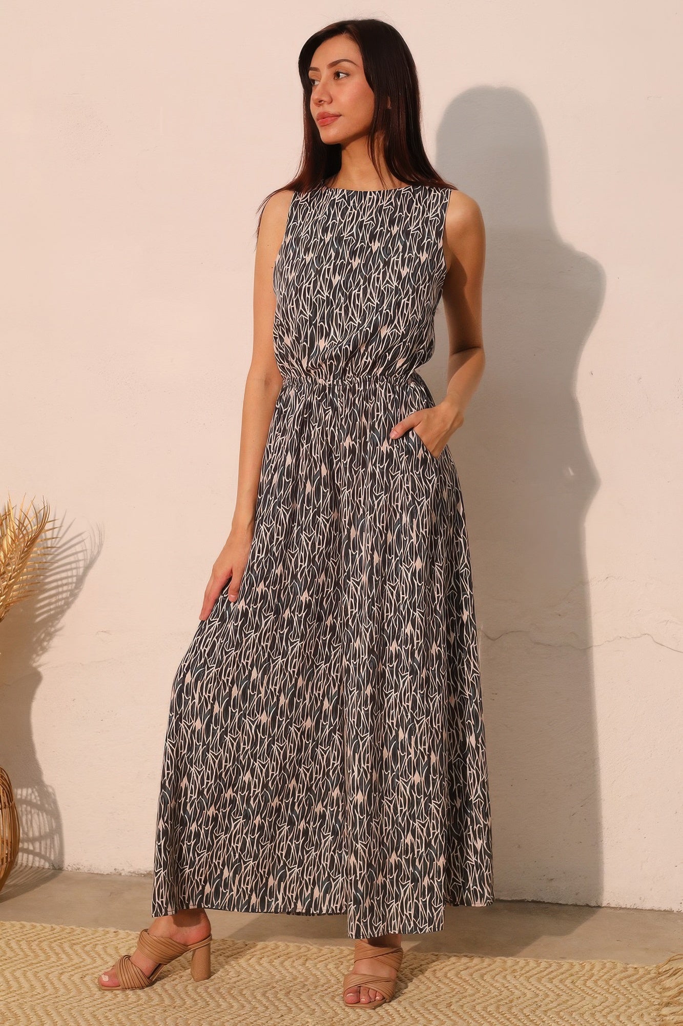 Night Meadow Sleeveless Bubble Jumpsuit Secondary image