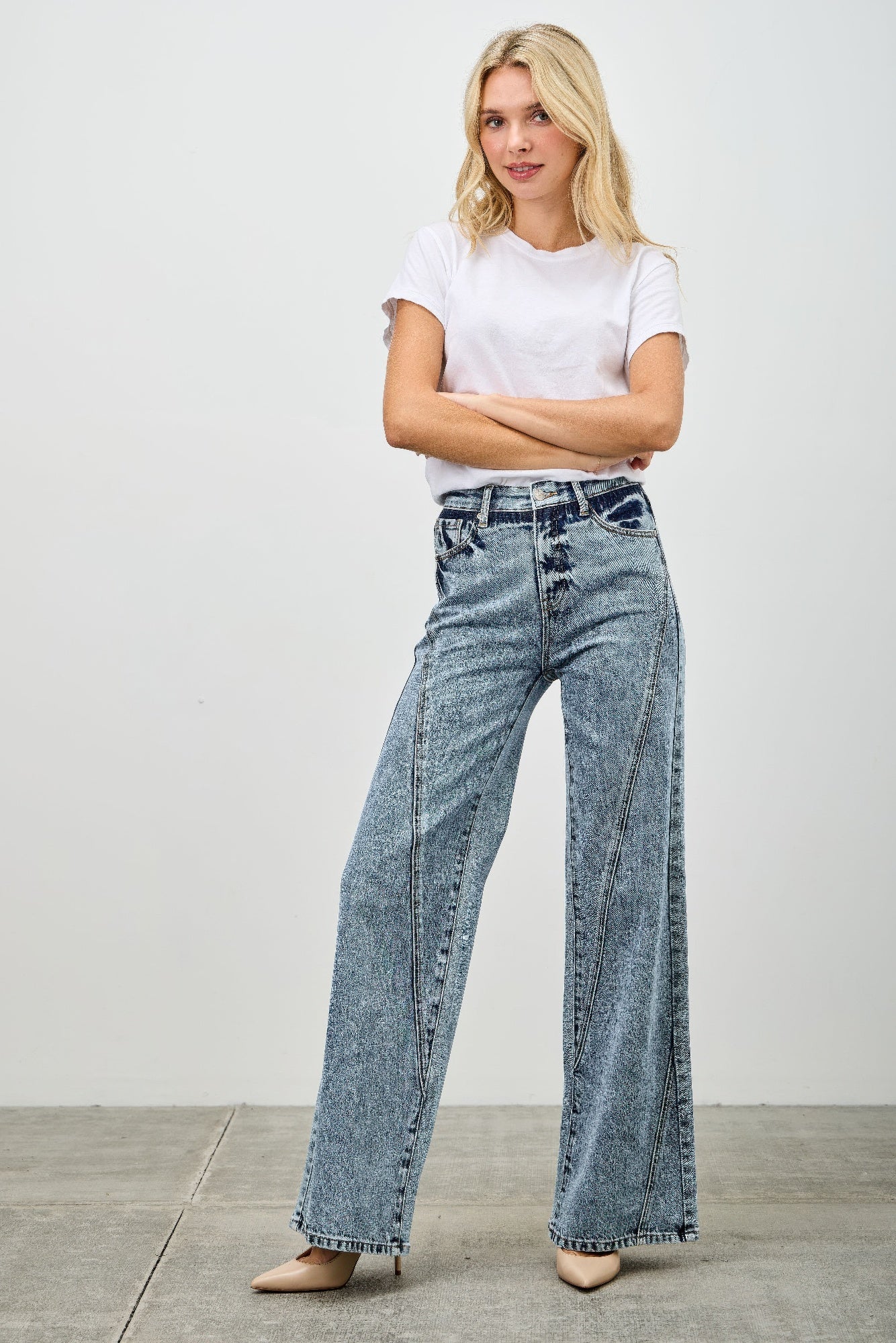 High Rise Relaxed Straight With Seam Detail Secondary image