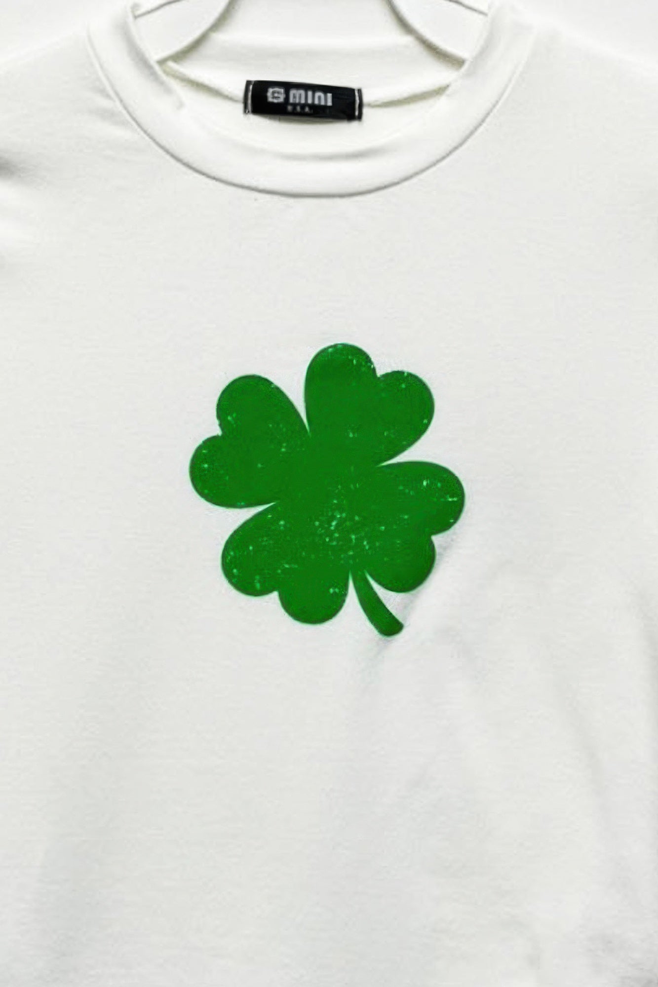 Four Leaf Clover Graphic Print Cotton Top Secondary image