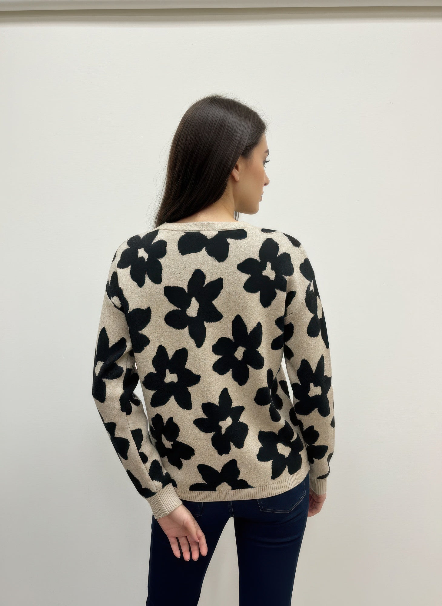 Ninety Printed Sweater Secondary image