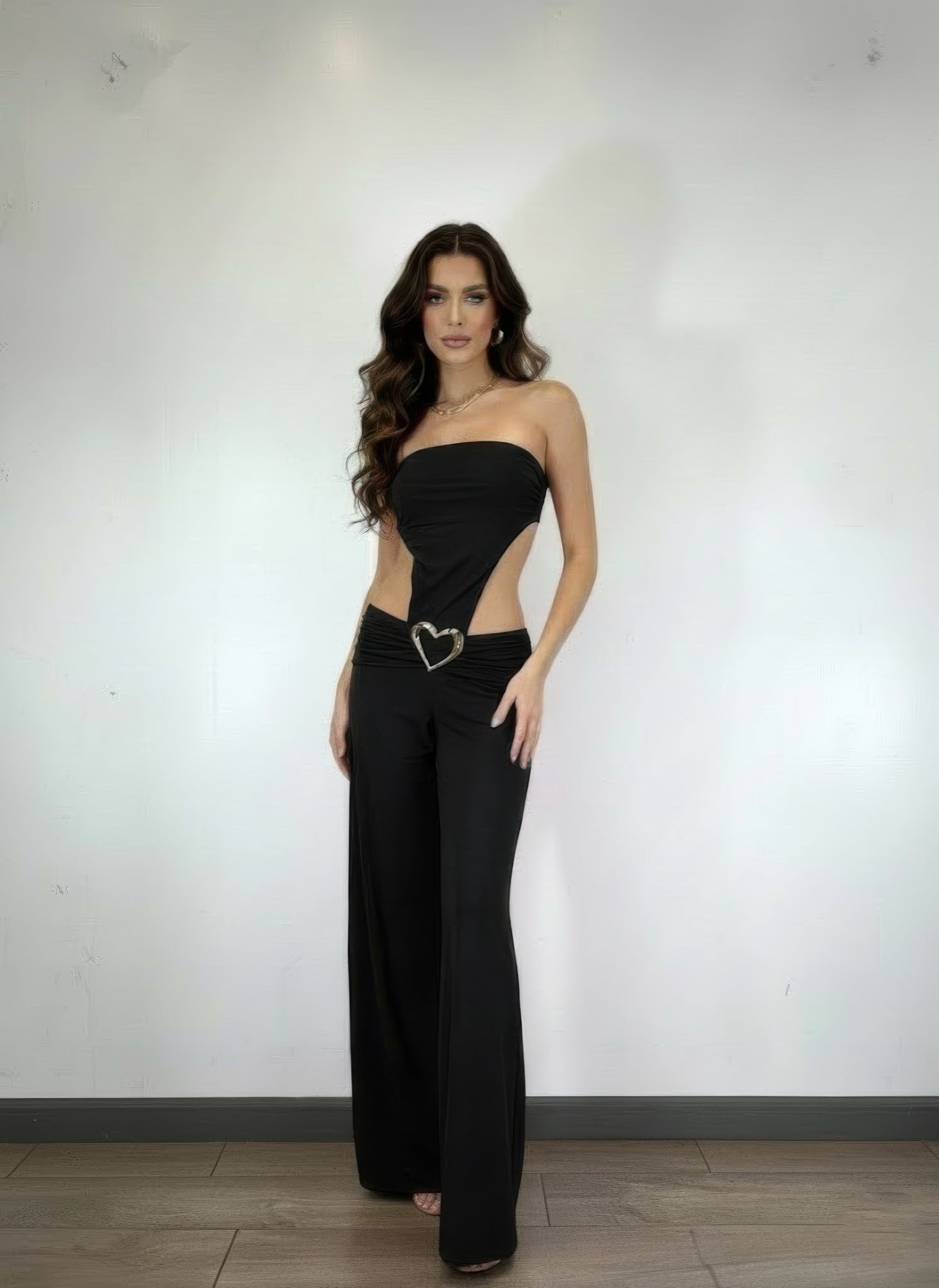 Side Cutouts Gold Heart-shaped Wide-leg Jumpsuit Secondary image
