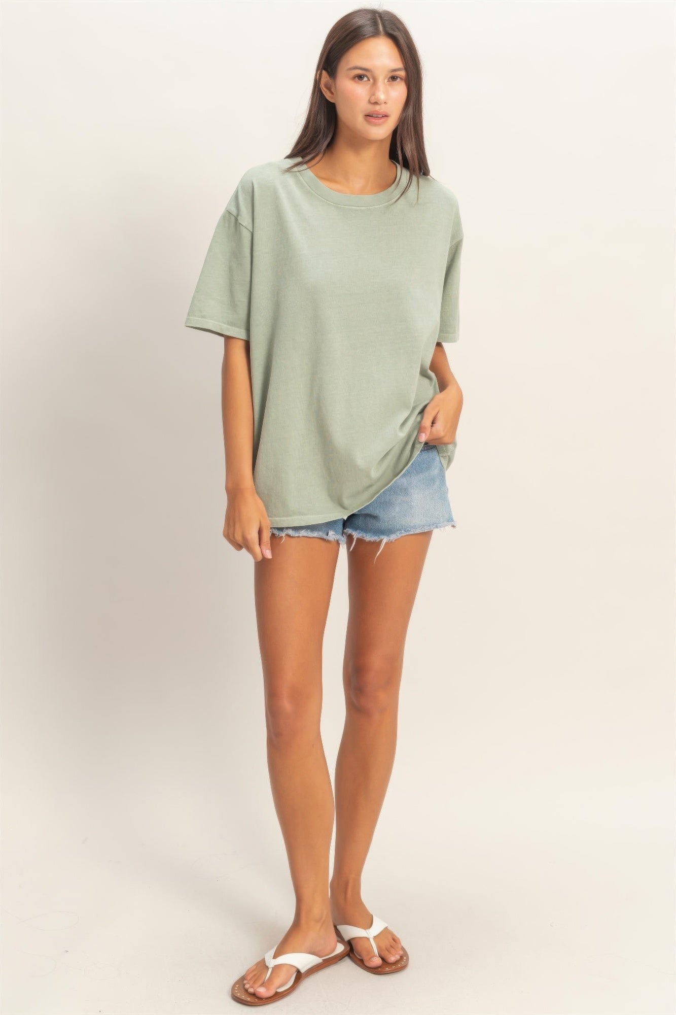 Pigment Dyed Crew Neck T-shirt Secondary image