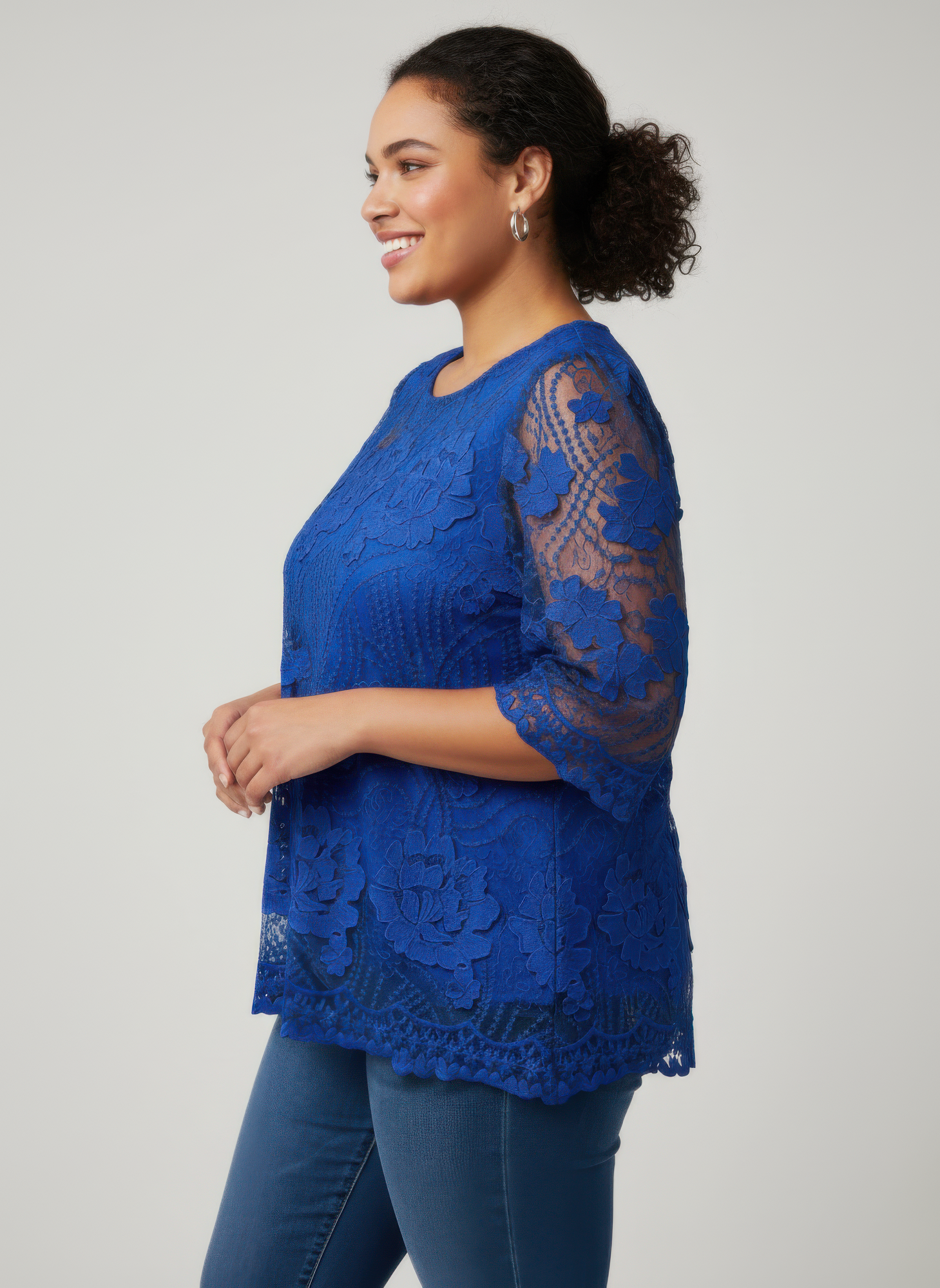 Elegant Floral Lace Sleeve Blouse Secondary image