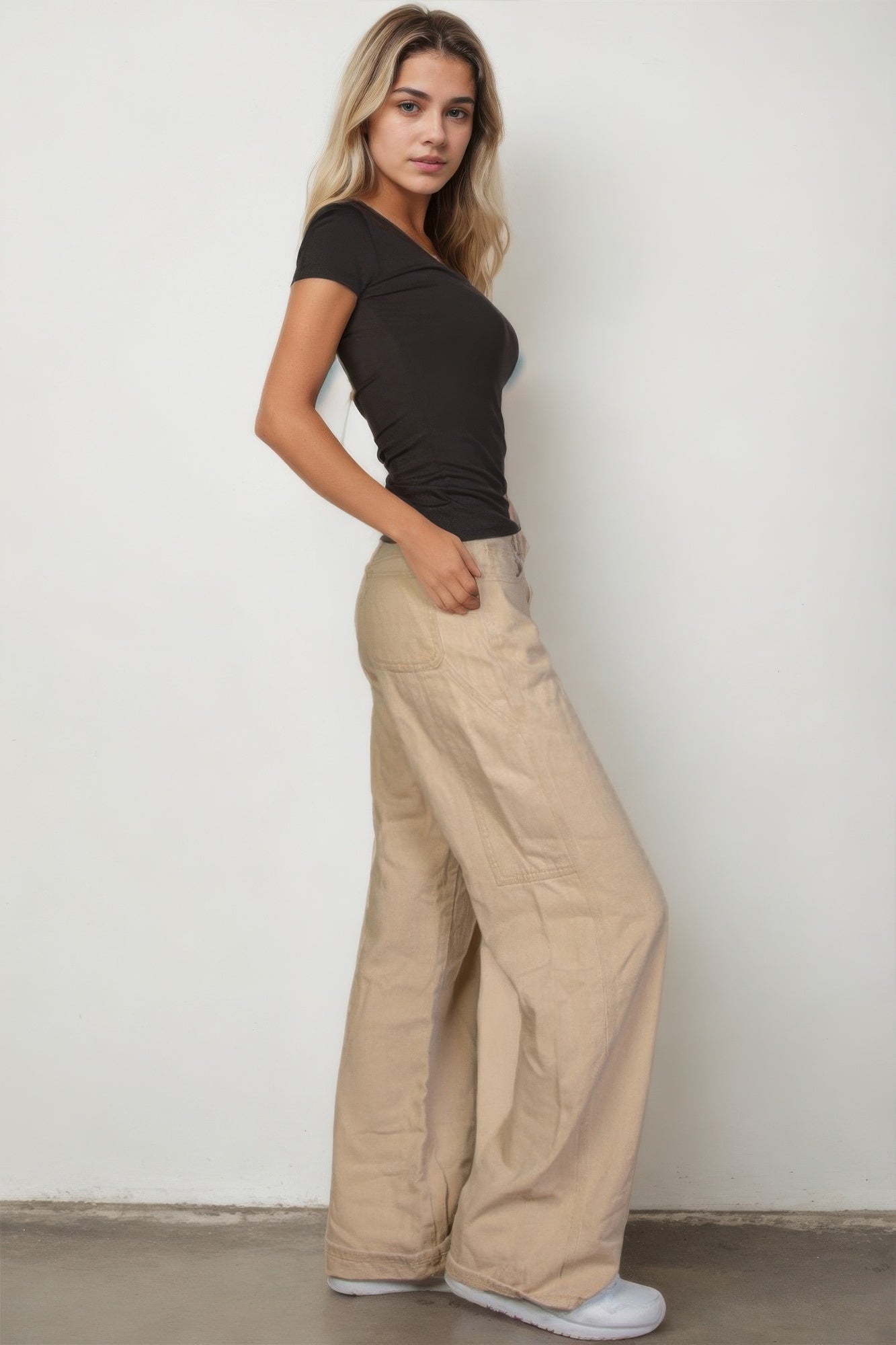 Ribbed V-neck Short Sleeve Top | Mixtshop LLC