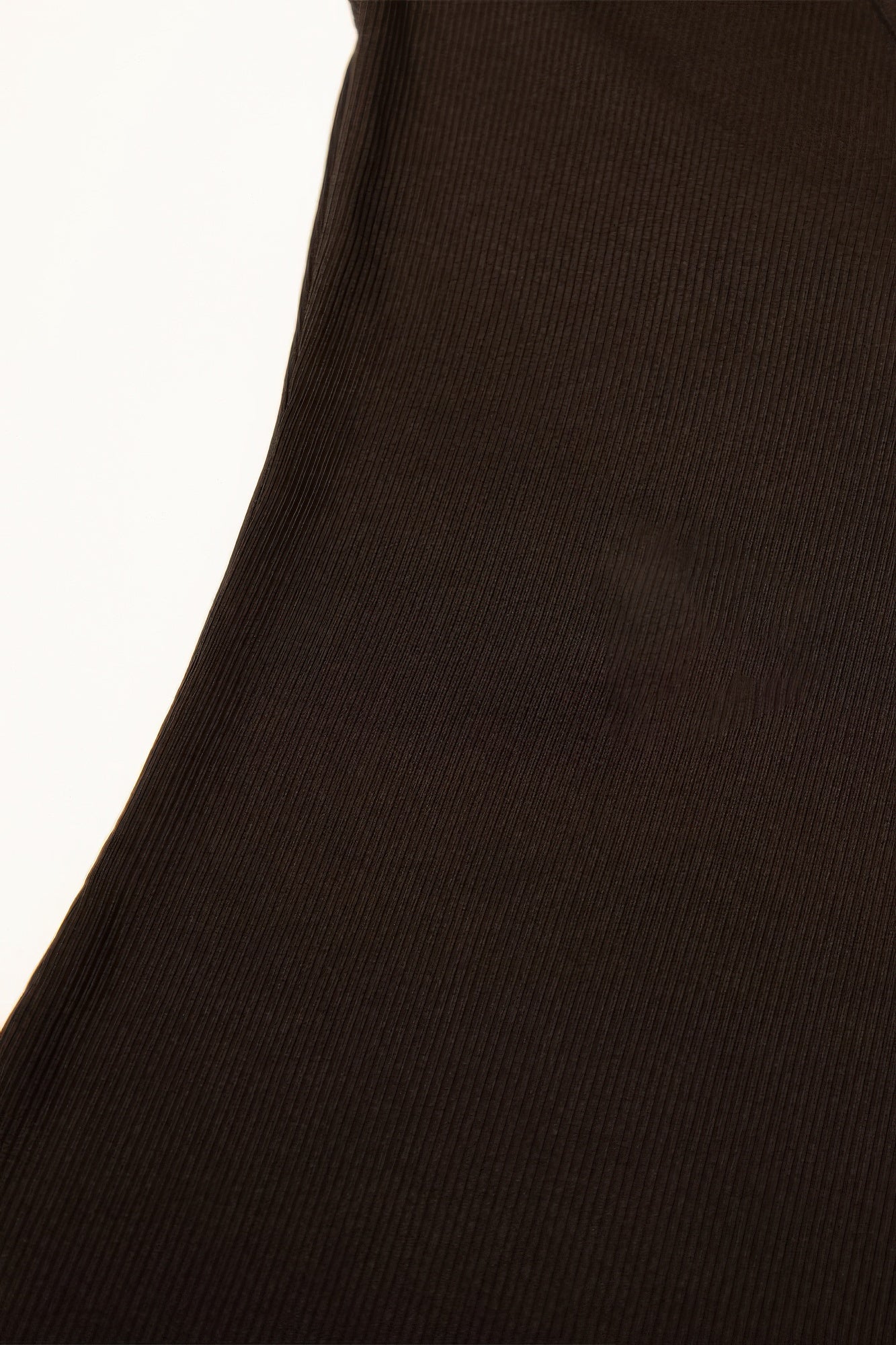 Ribbed V-neck Short Sleeve Top | Mixtshop LLC