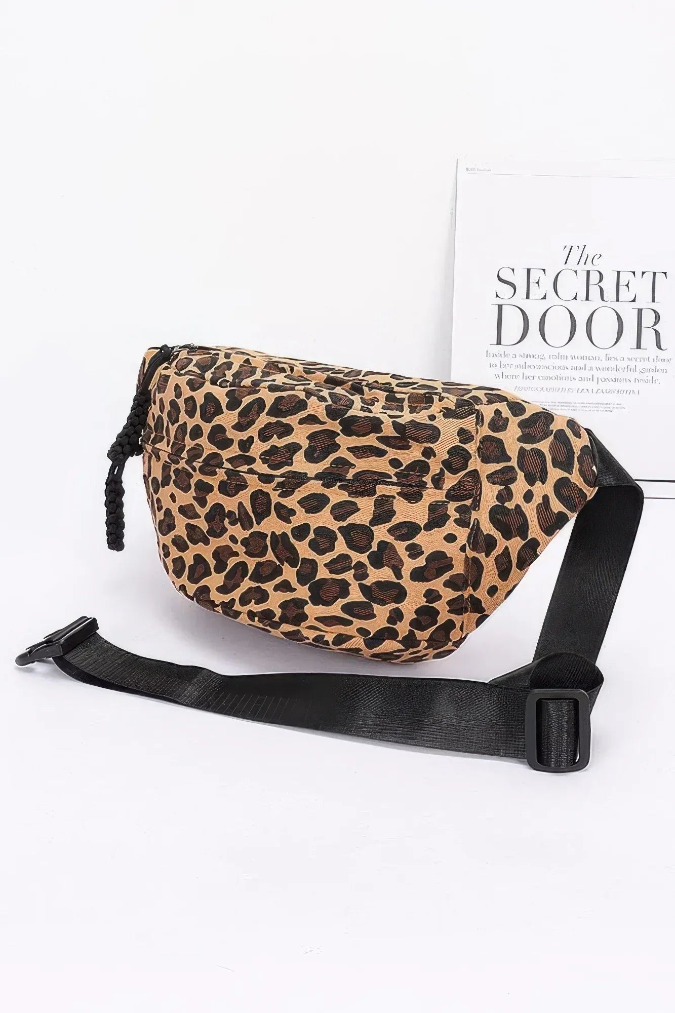 Cotton Canvas Leo Crossbody Bag | Mixtshop LLC