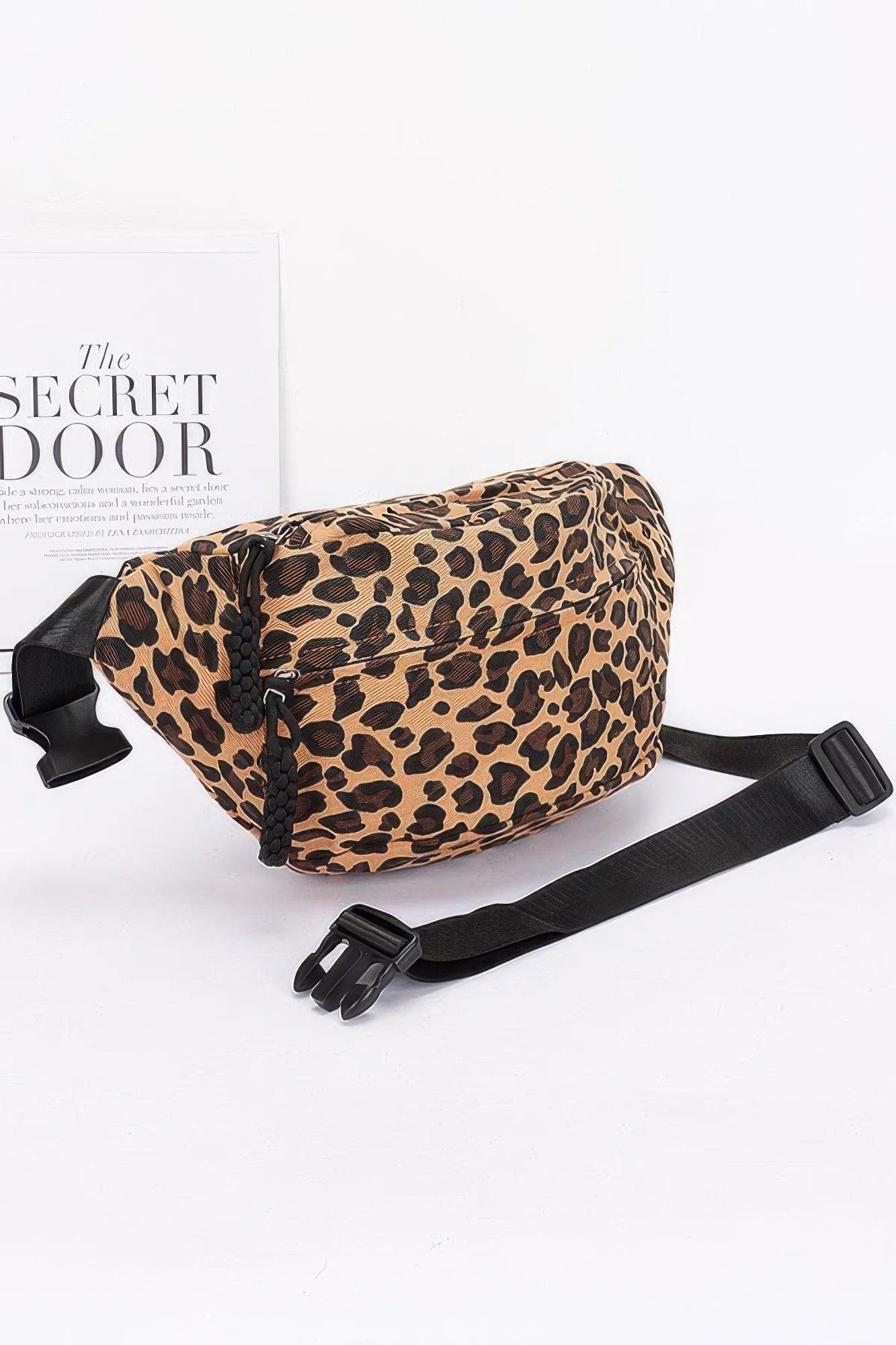 Cotton Canvas Leo Crossbody Bag | Mixtshop LLC