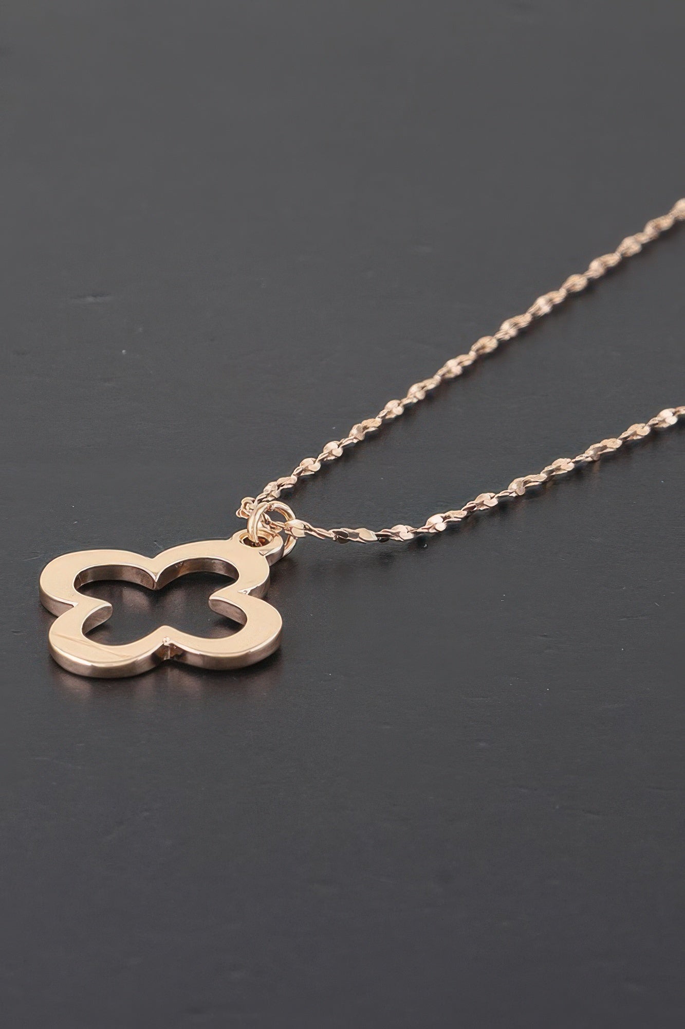 Open Clover Pendant Necklace | Mixtshop LLC