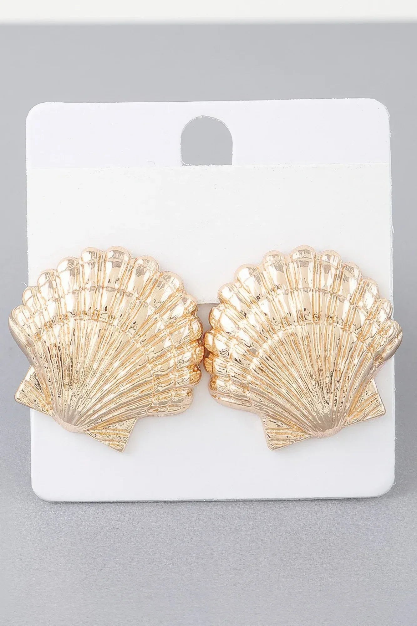 Majestic Clamshell Earrings | Mixtshop LLC Main image