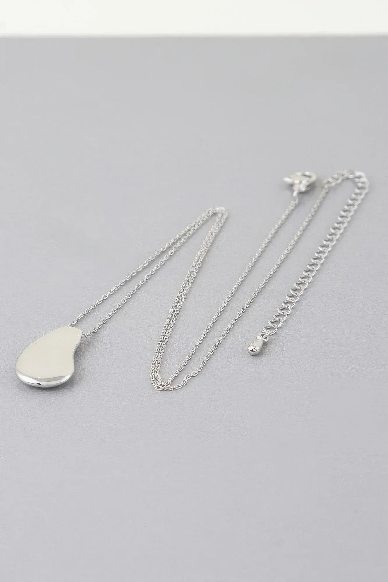 Modern Teardrop Chain Necklace | Mixtshop LLC