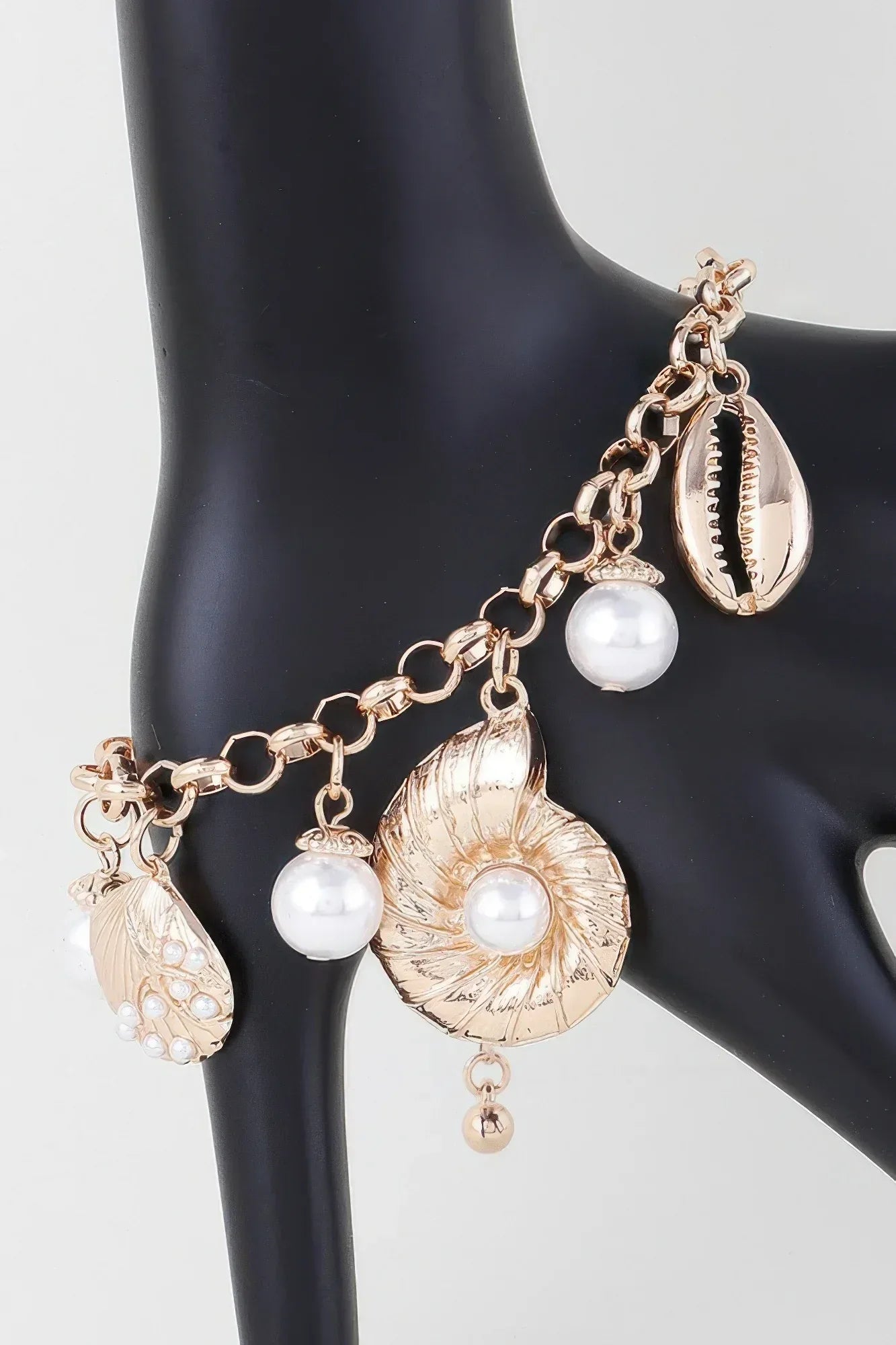 Pearled Sea Jewels Bracelet | Mixtshop LLC Main image