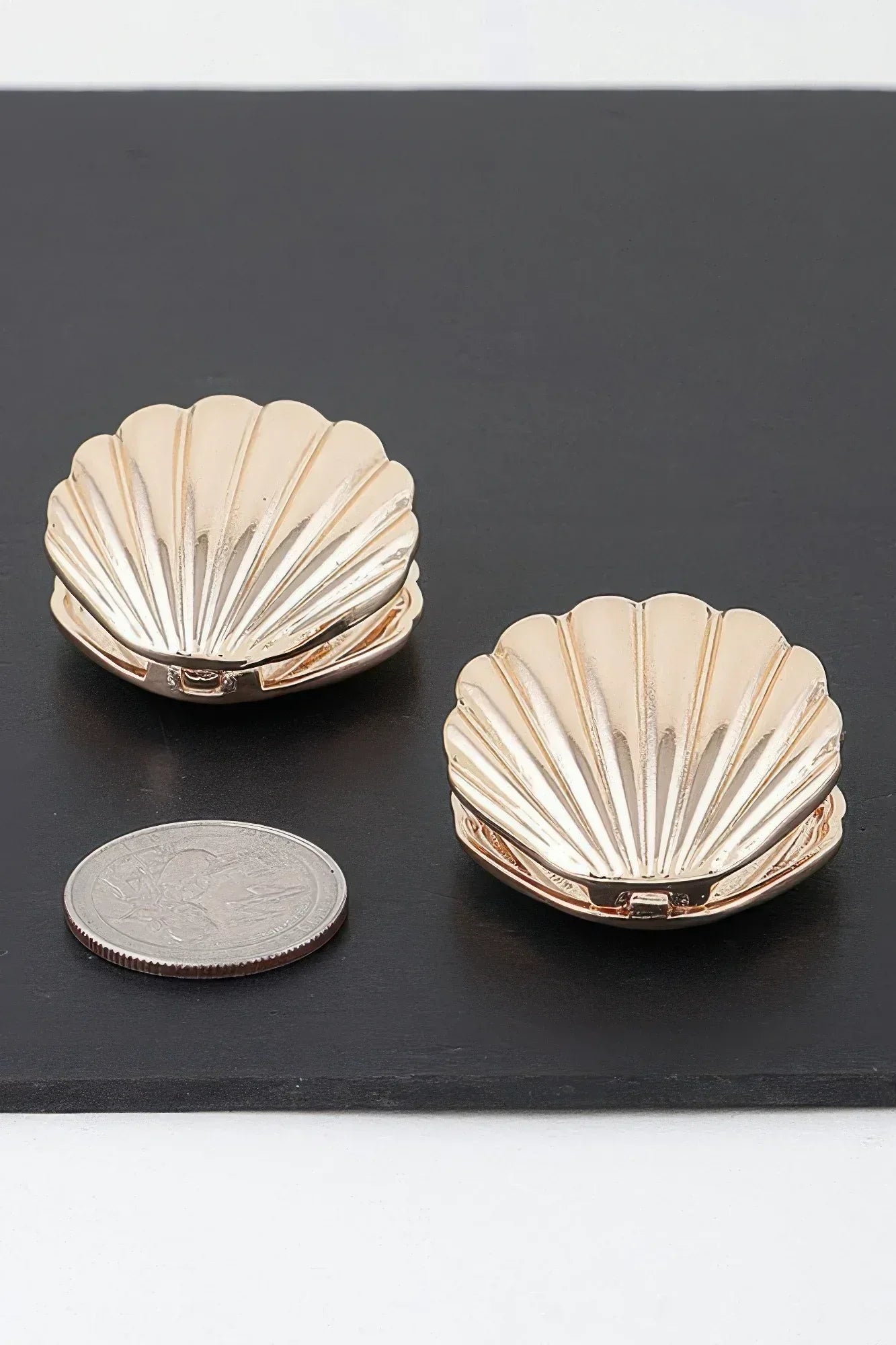 Modern Clam Shell Earrings | Mixtshop LLC Main image