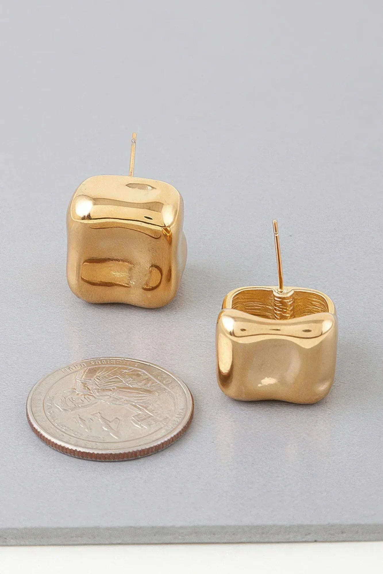 Modern Cube Stud Earrings Secondary image