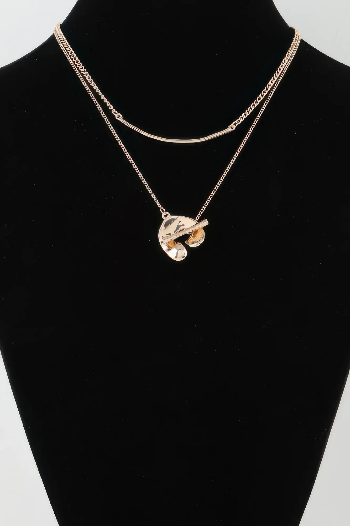 Toggle Hook Chain Necklace | Mixtshop LLC Main image