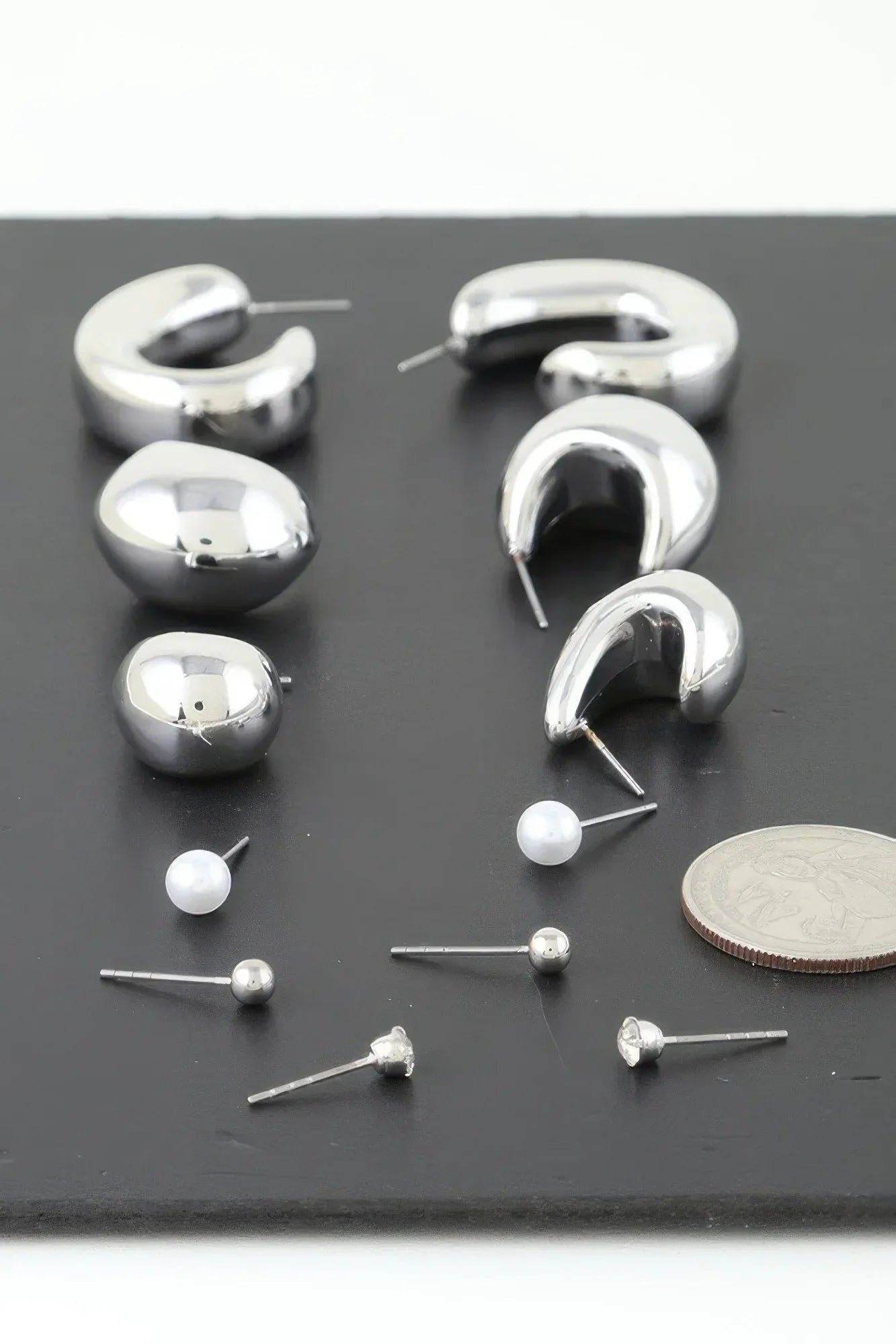 Multi Shiny Modern Hoop Earrings Set Secondary image