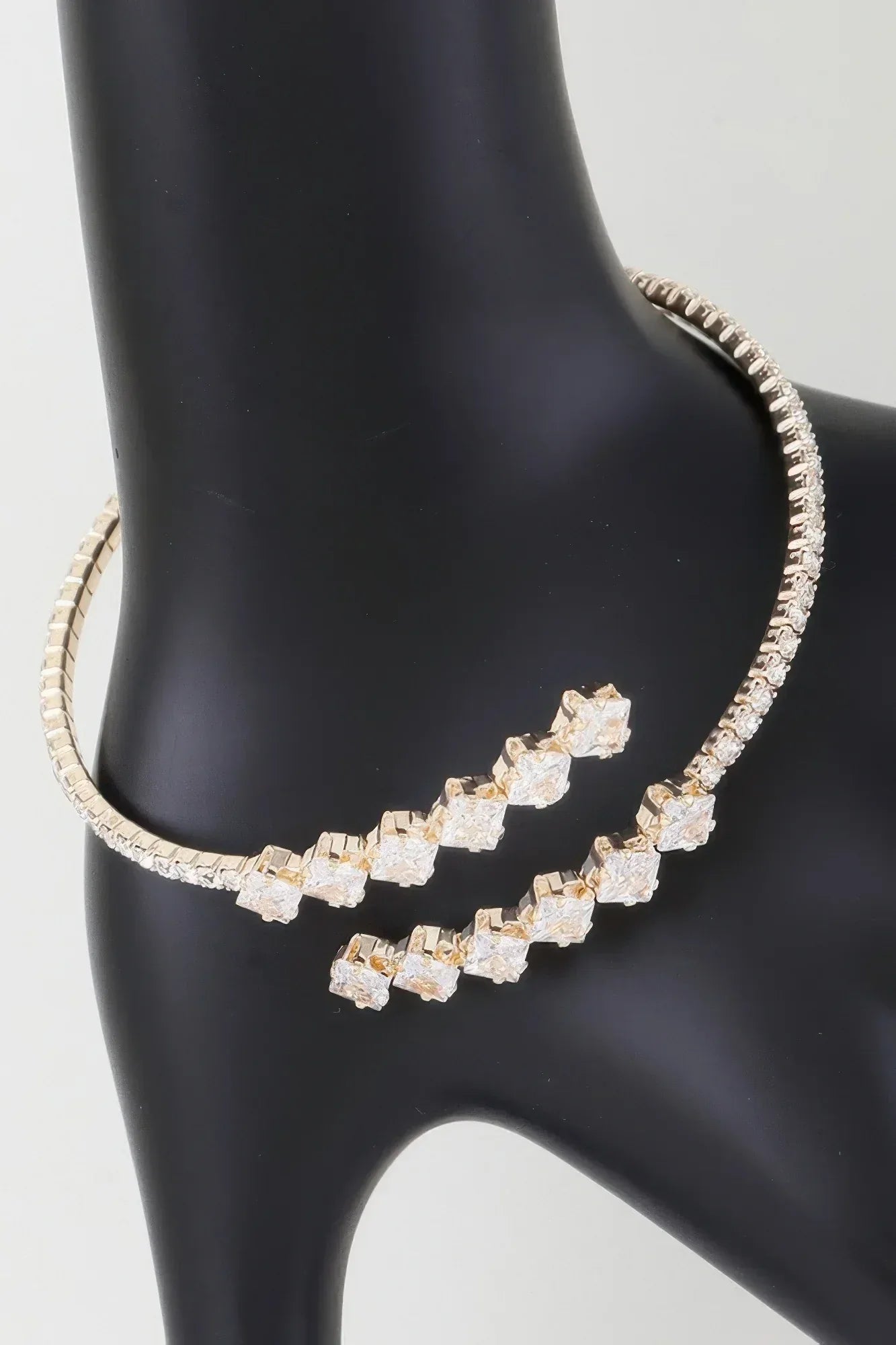 Jeweled Shiny Star Wrap Bracelet | Mixtshop LLC Main image