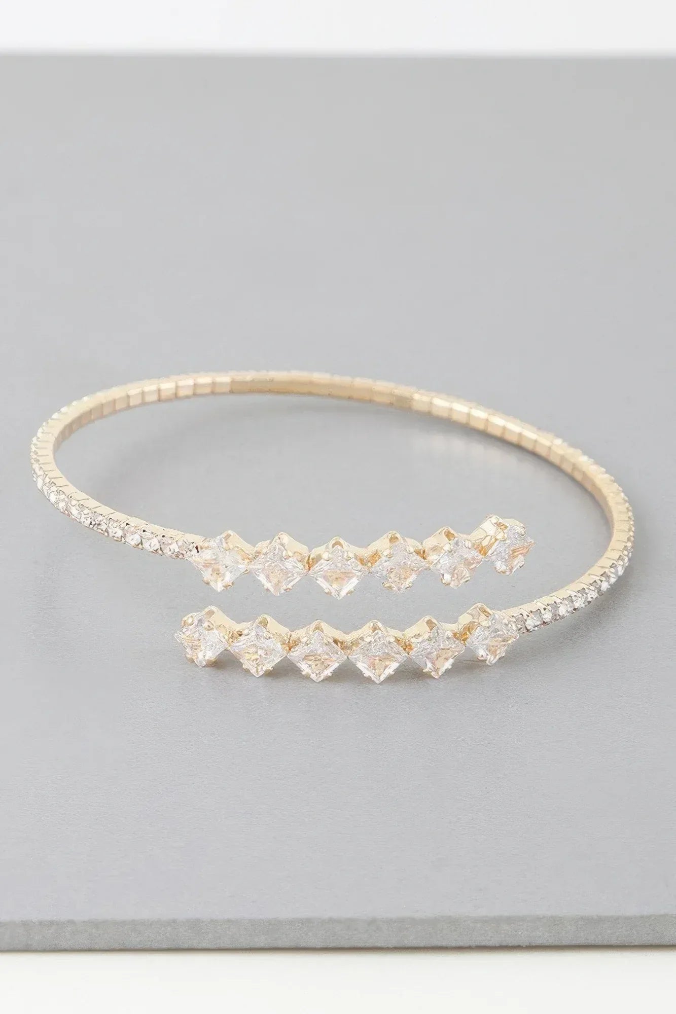 Jeweled Shiny Star Wrap Bracelet Secondary image