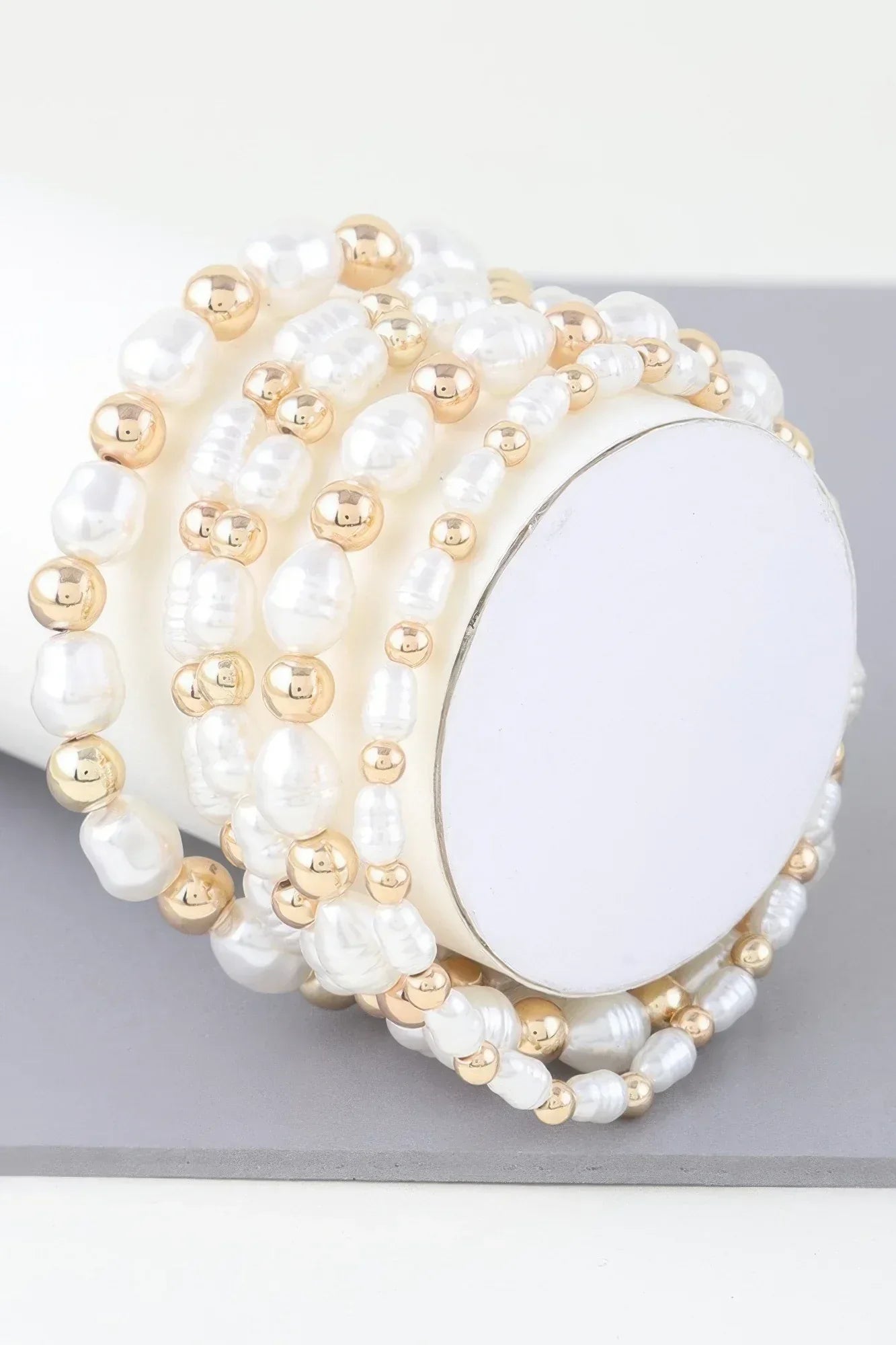 Ribbed Pearl Beaded Bracelet | Mixtshop LLC Main image