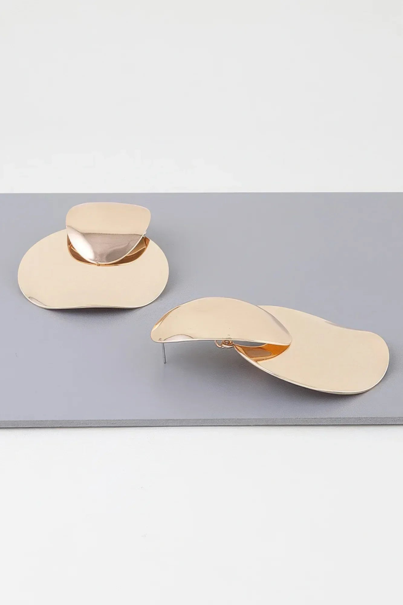 Shiny Modern Disc Earrings | Mixtshop LLC