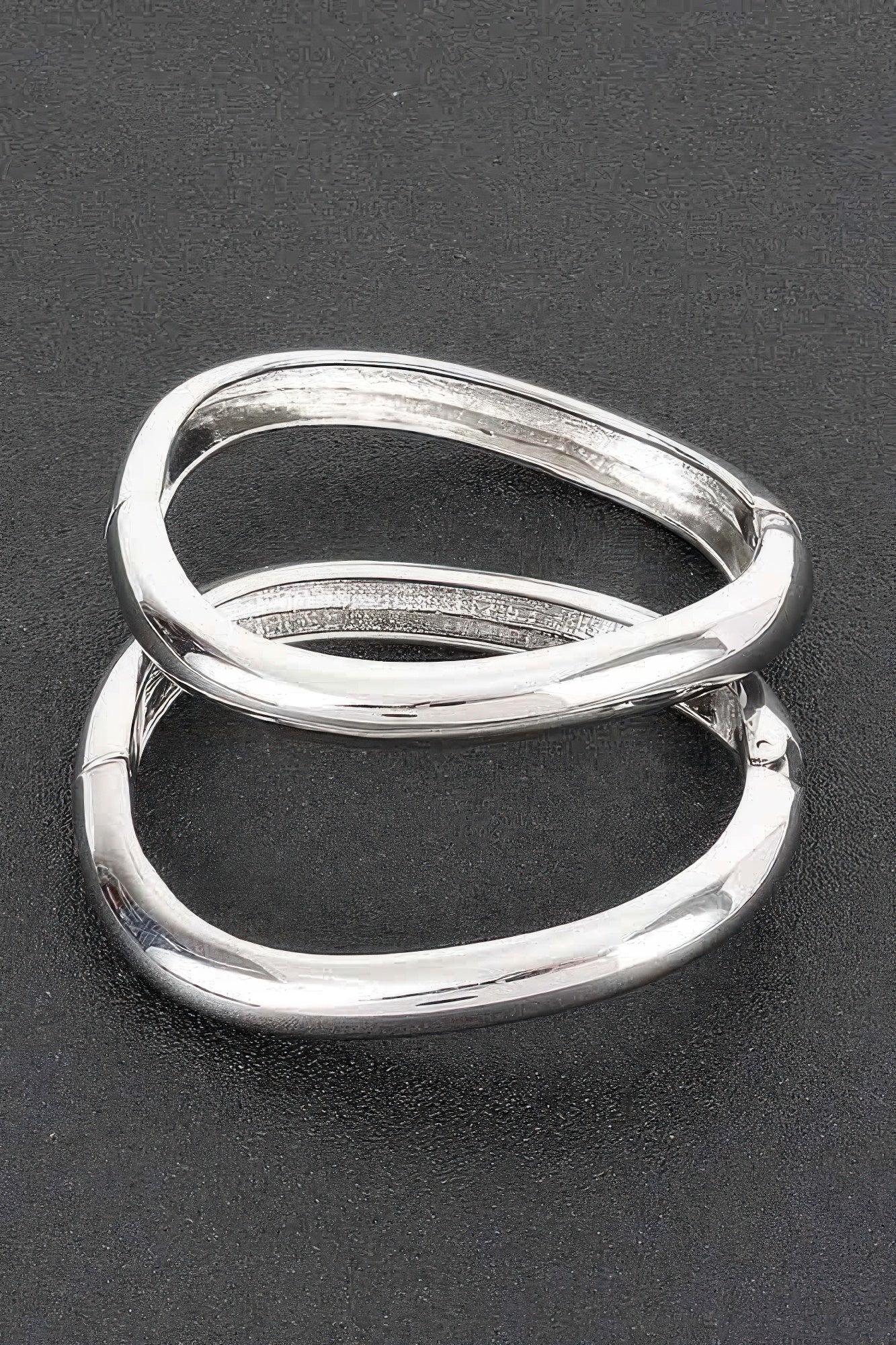 Curved Elegance Bracelet | Mixtshop LLC