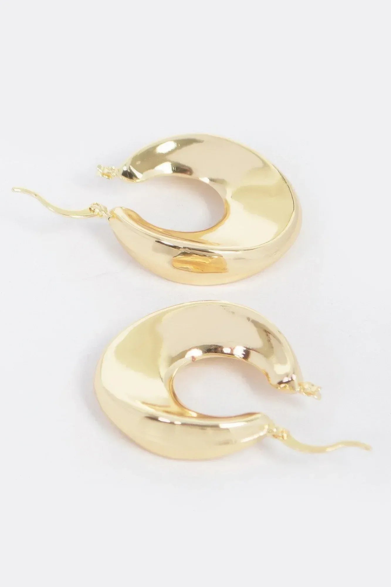 Vintage Gold Dip Metal Earring | Mixtshop LLC