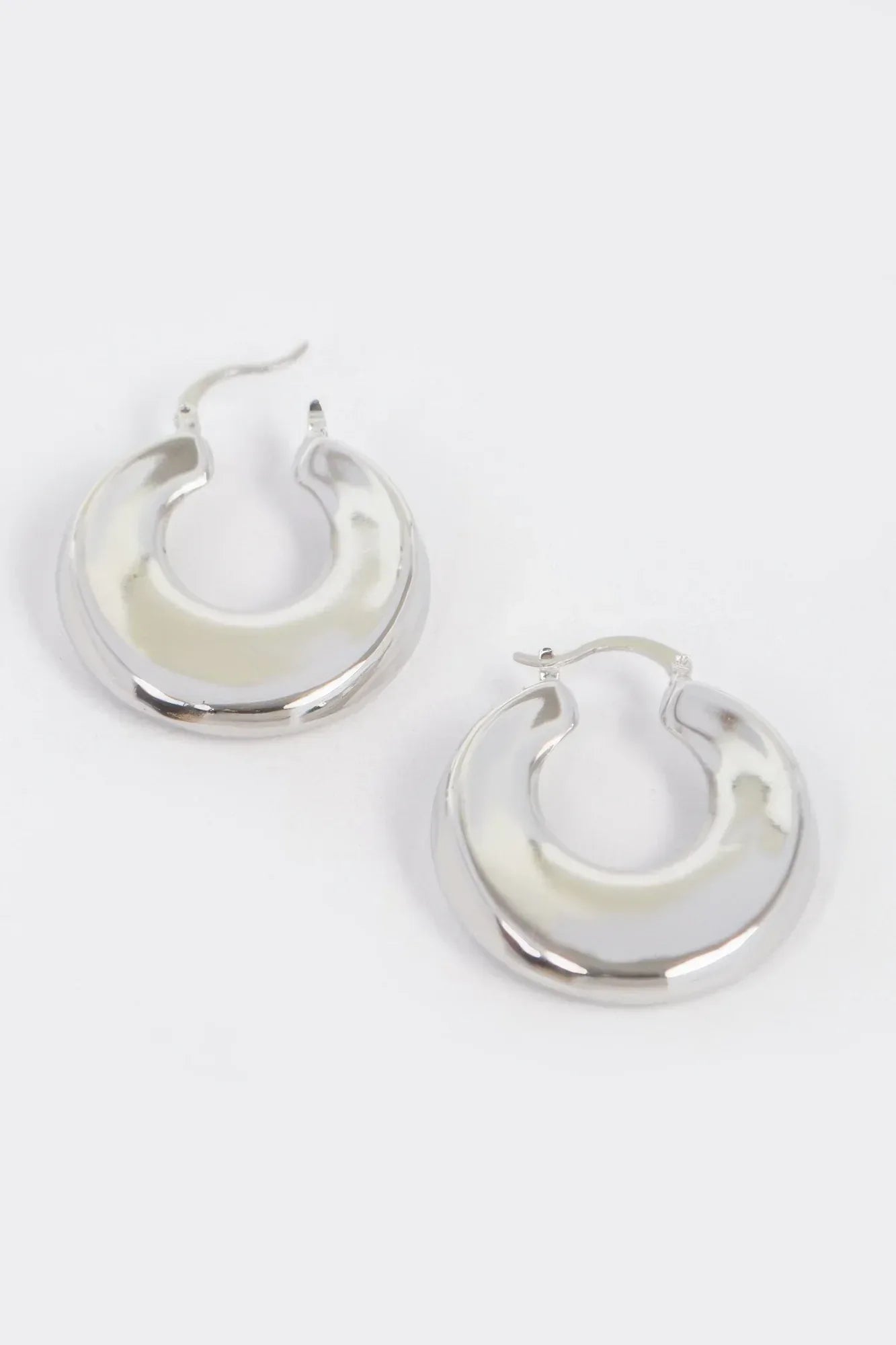 Vintage Gold Dip Metal Earring | Mixtshop LLC